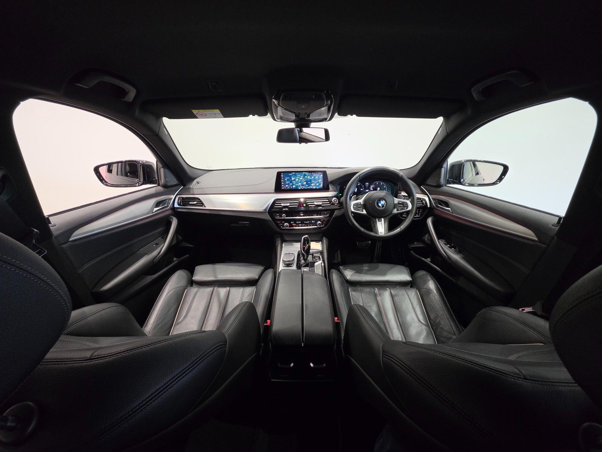 BMW 5 Series view 94