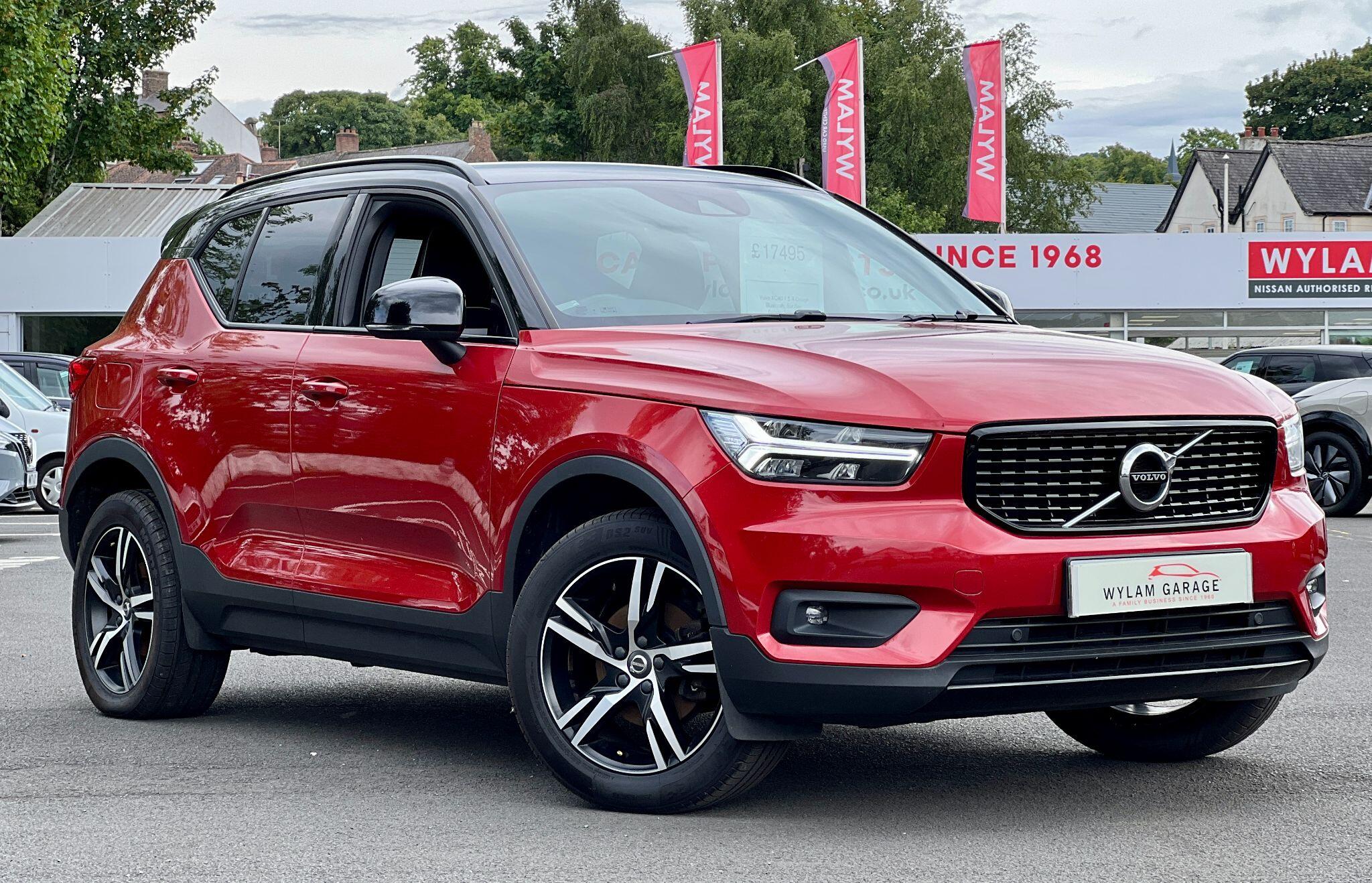 2019 Volvo XC40 in Red for sale