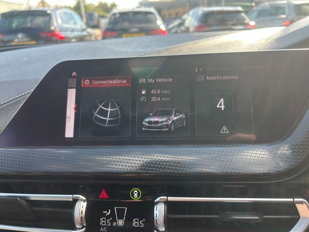 BMW 1 Series view 24