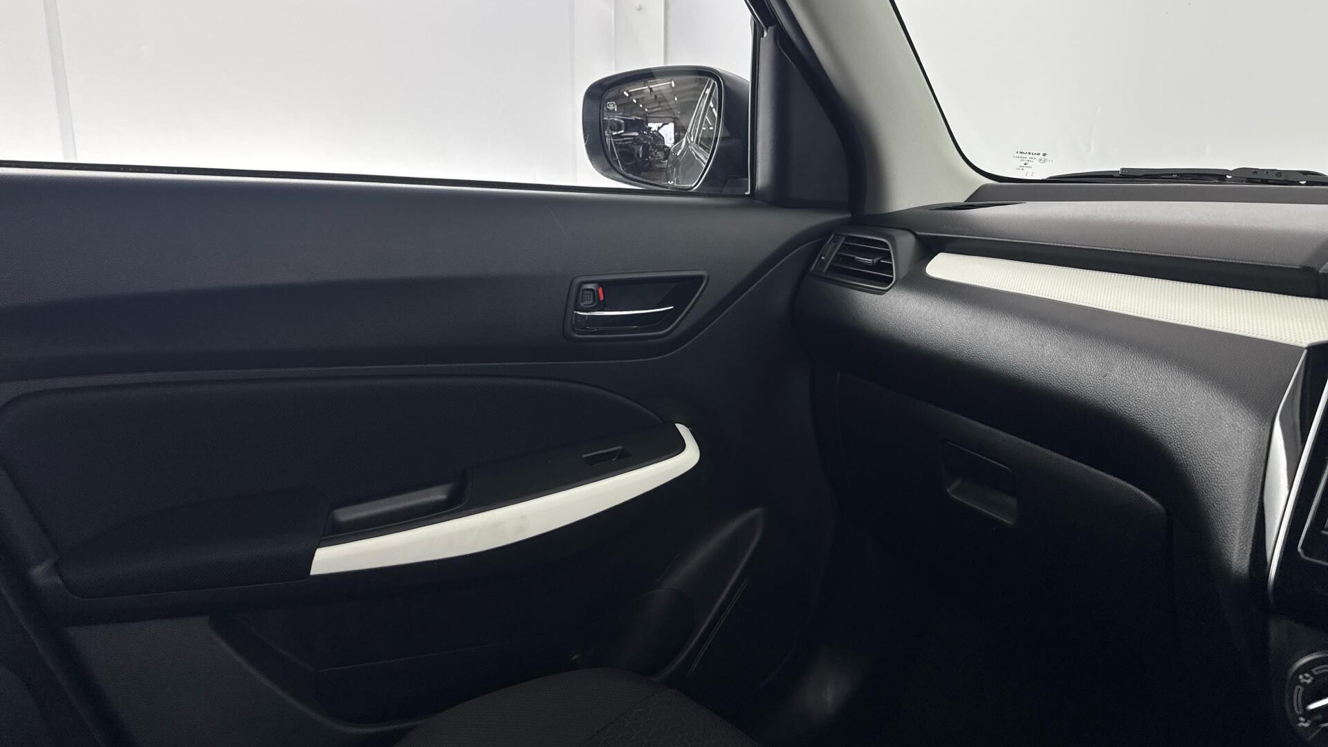 Suzuki Swift view 25