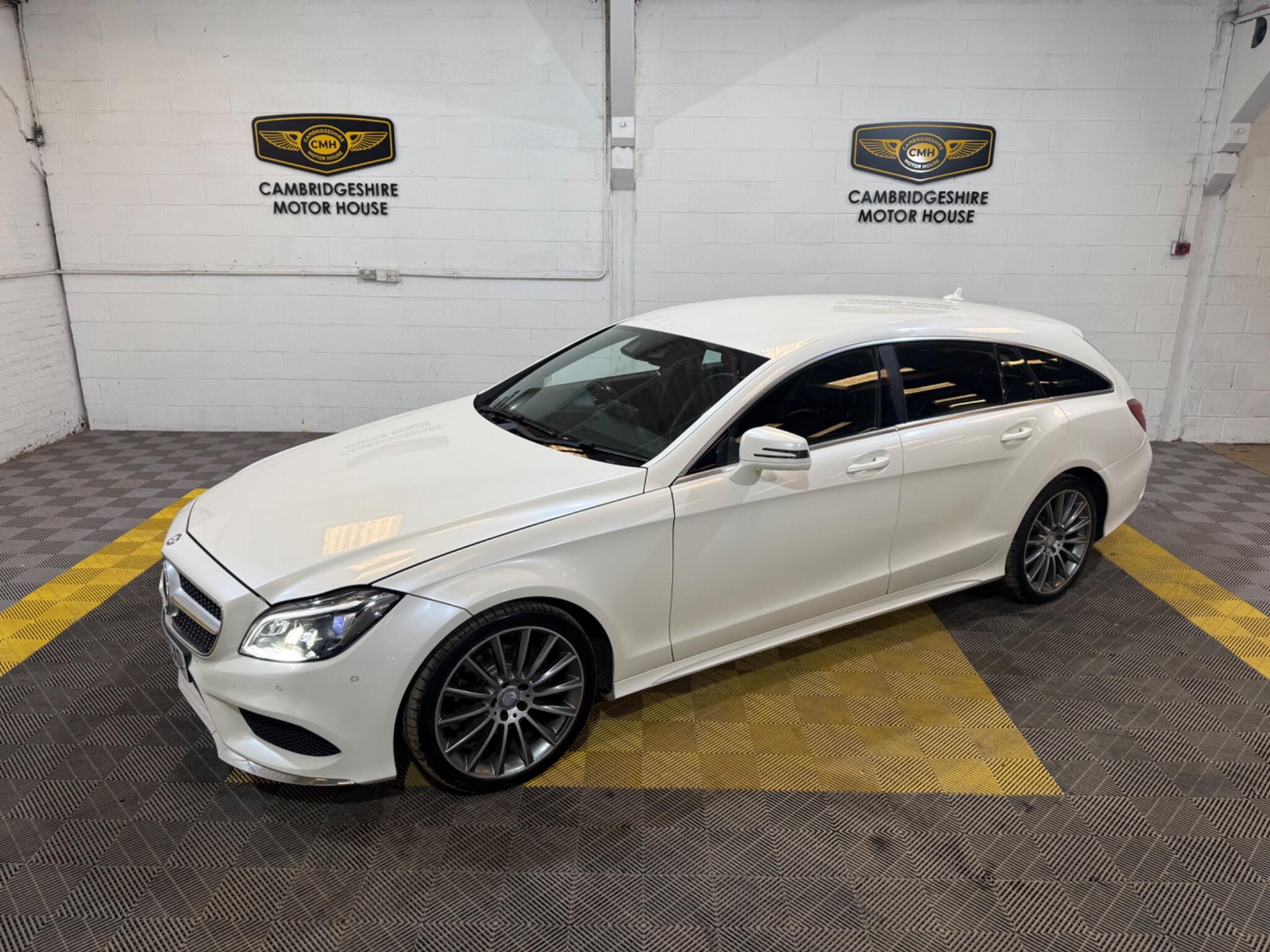 Mercedes-Benz CLS view 44