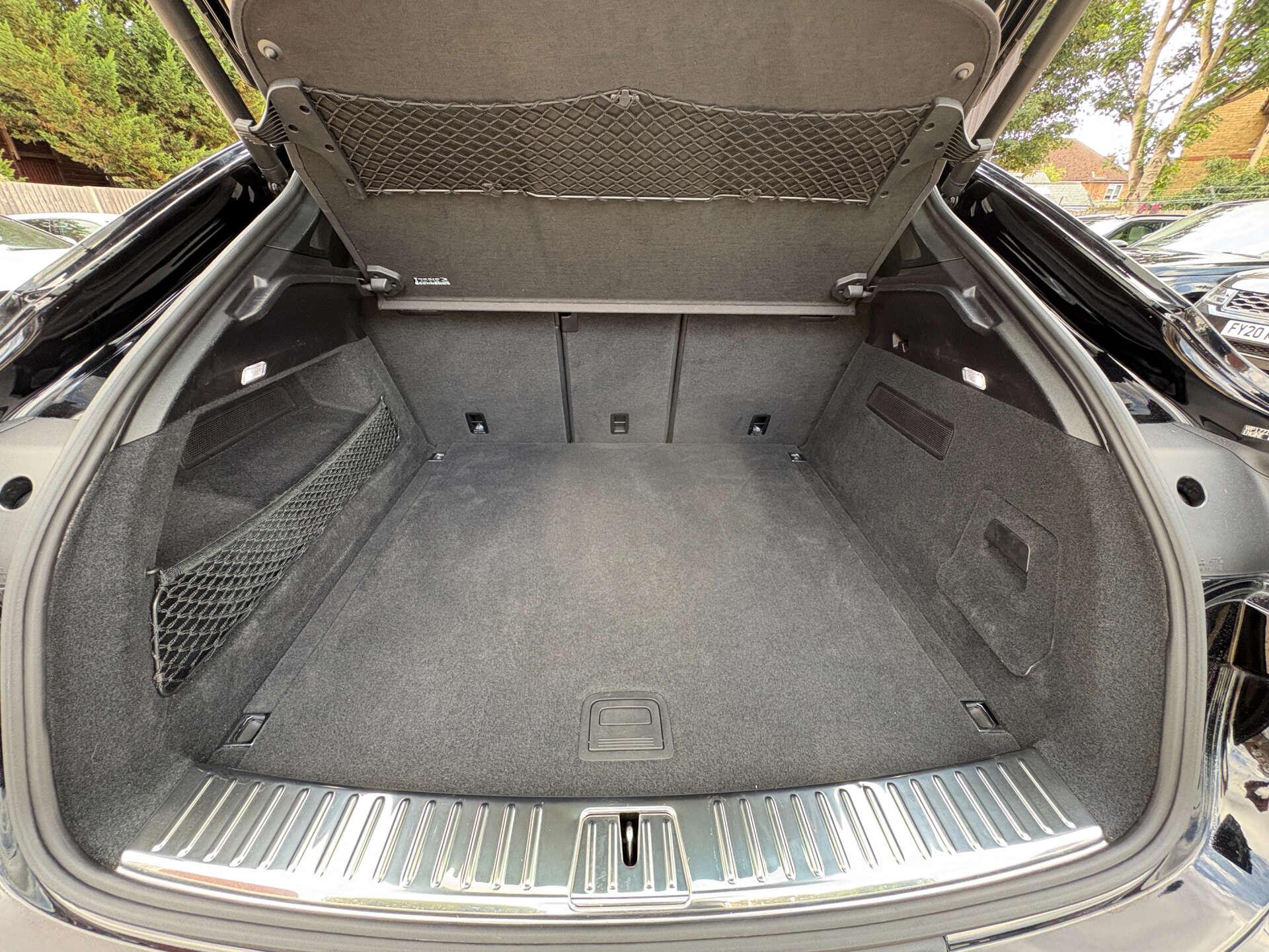 Porsche Cayenne view 53