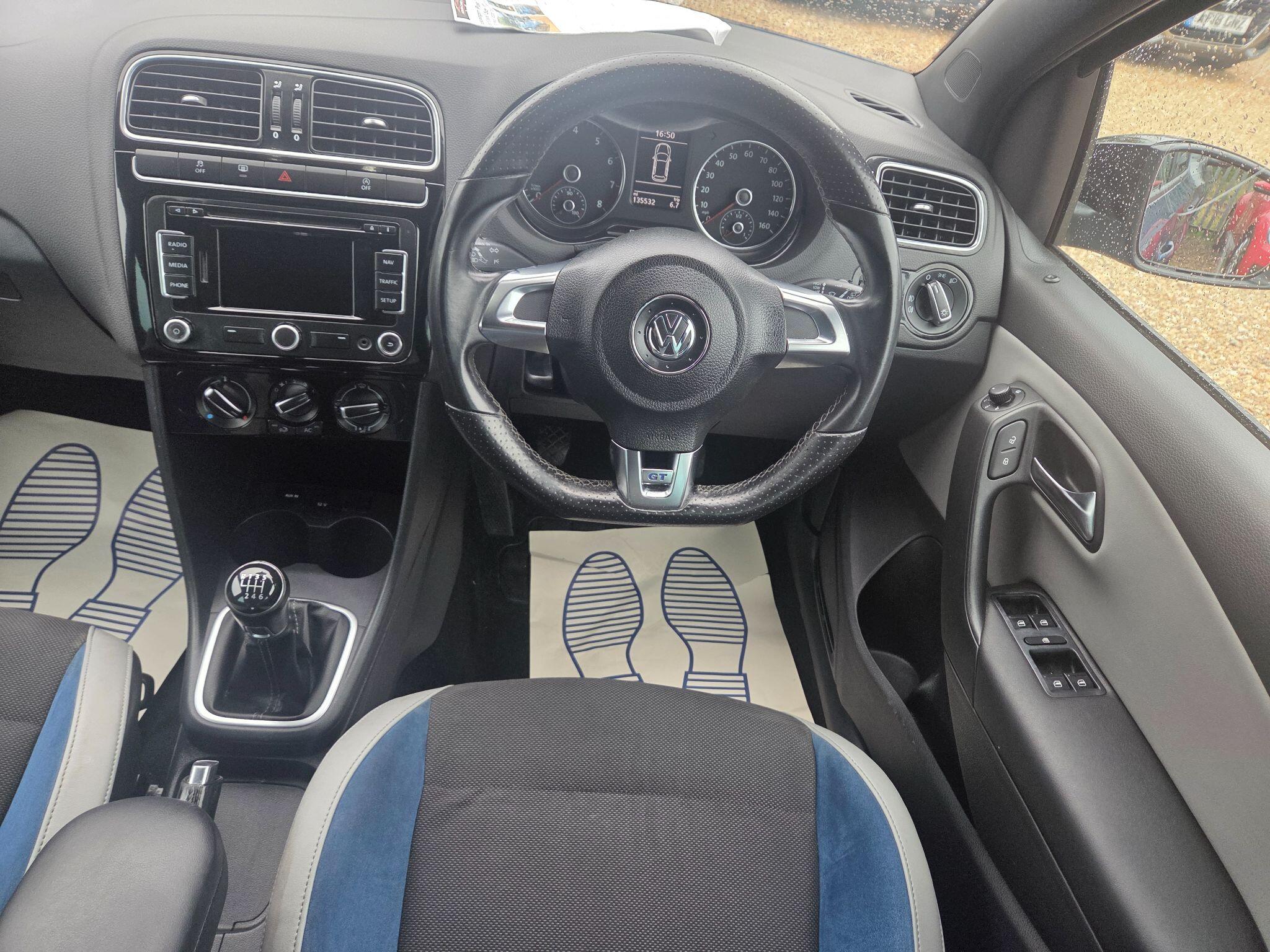 Volkswagen Polo view 28