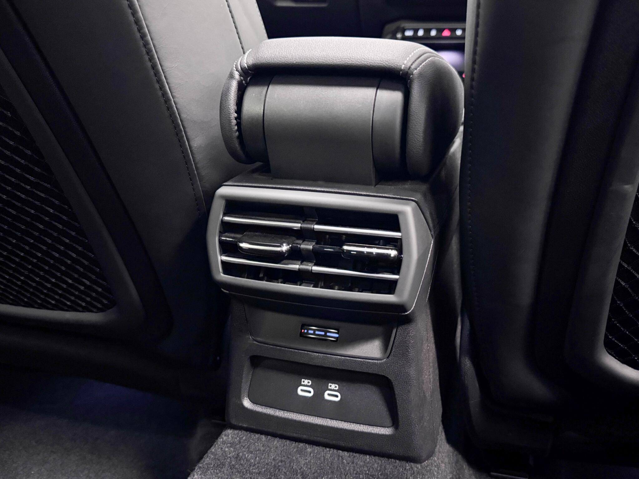 Audi S3 view 19