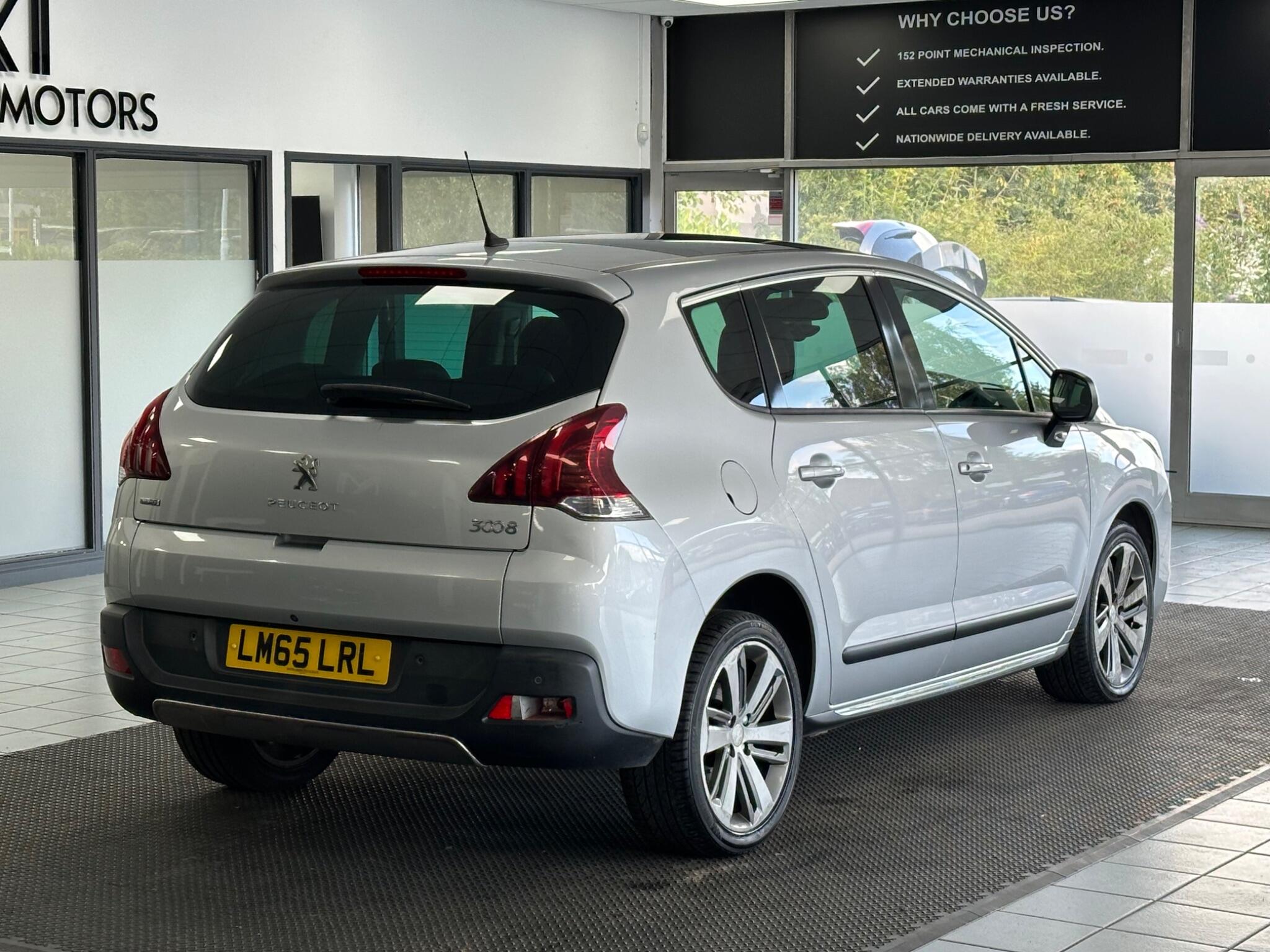 Peugeot 3008 view 12