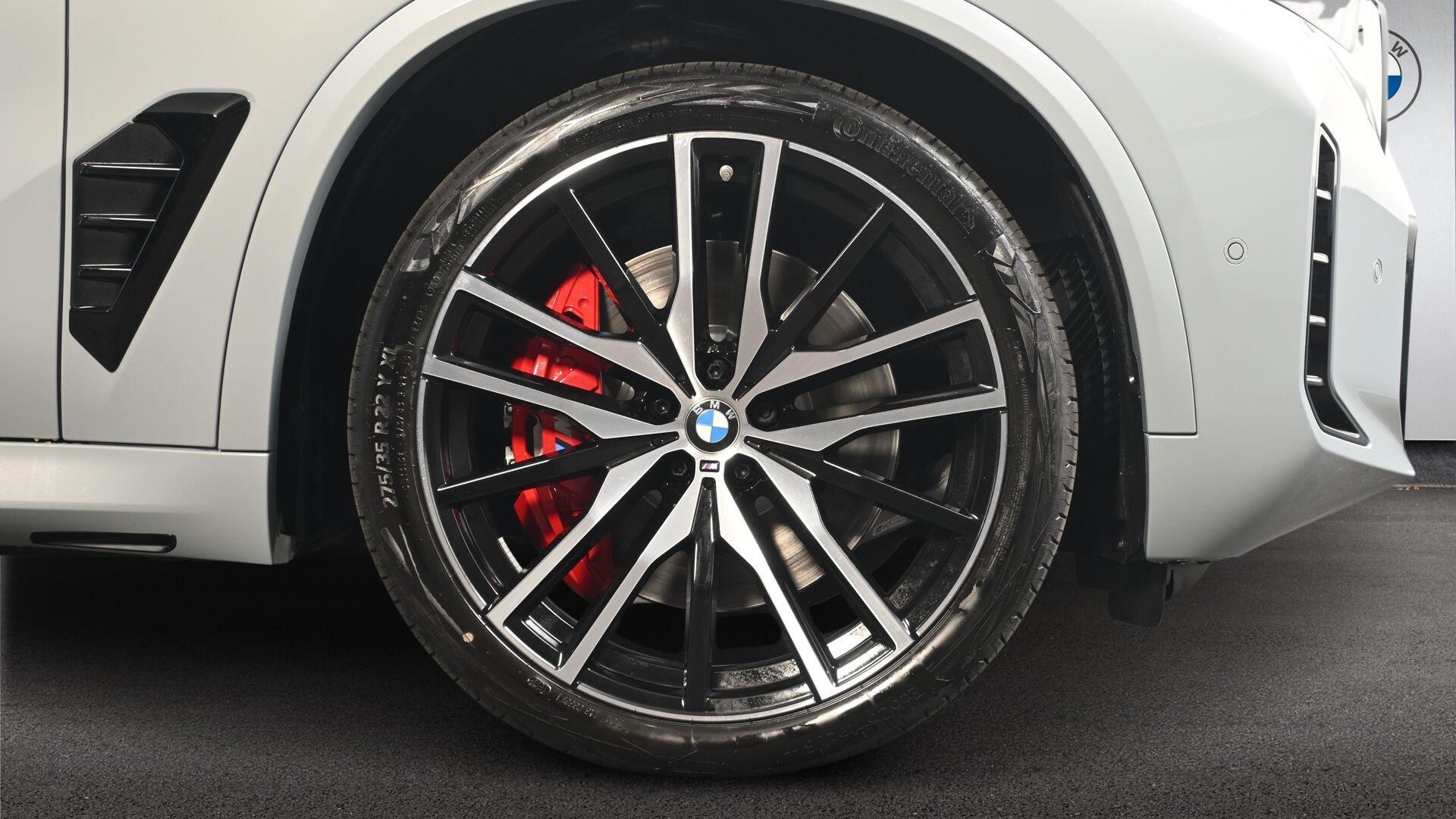 BMW X5 view 14