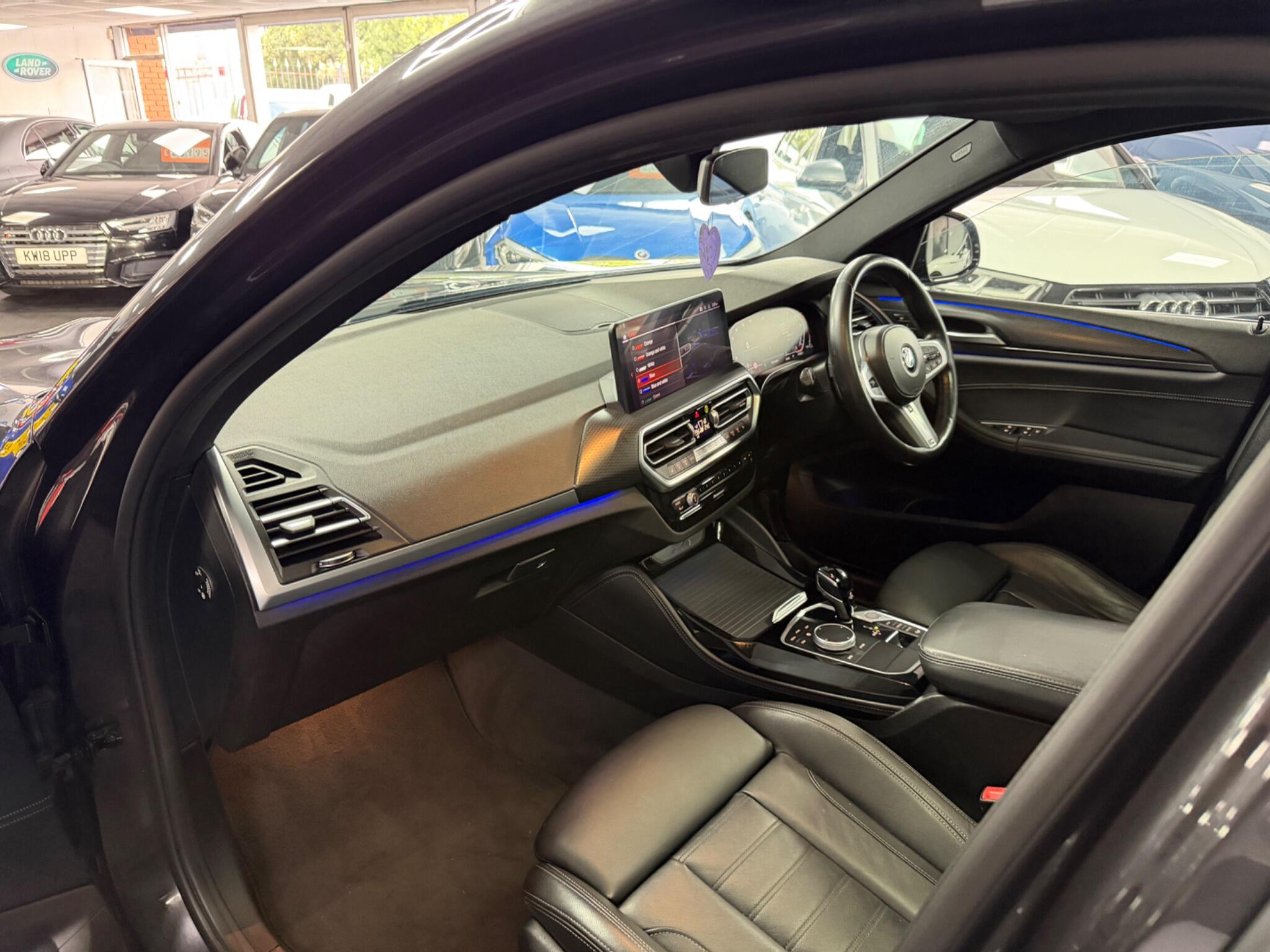 BMW X4 view 29