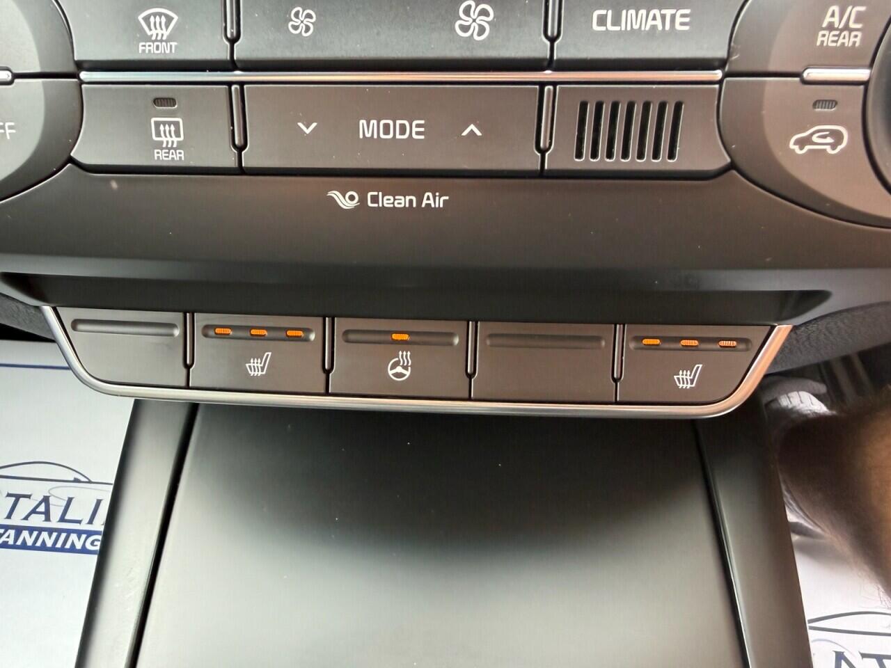 Kia Sorento view 12