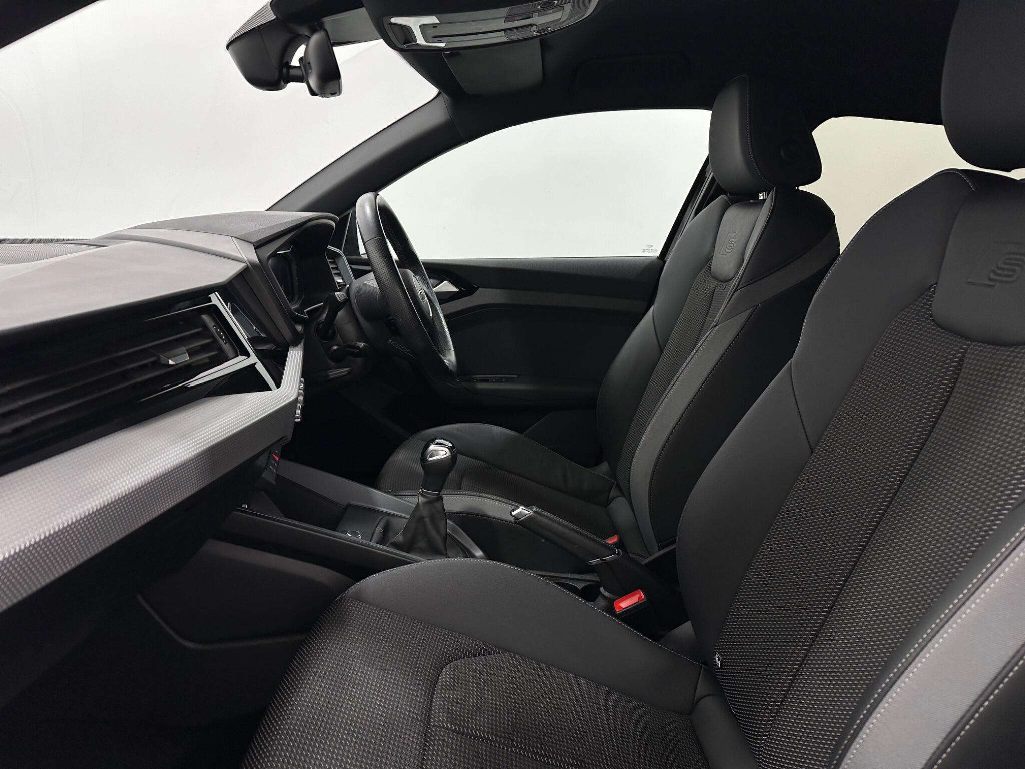 Audi A1 view 34