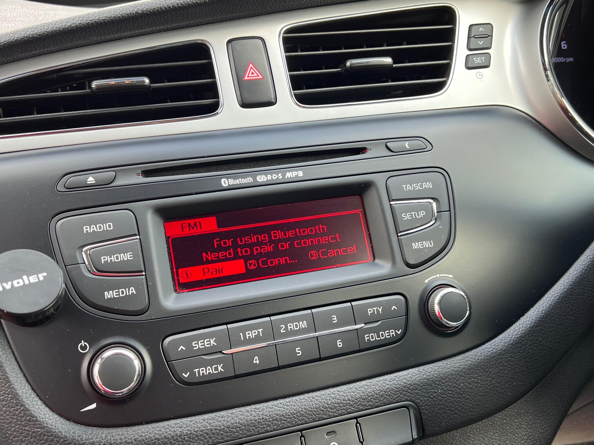 2014 Kia Ceed 1.6 CRDi EcoDynamics 2 Euro 5 (s/s) 5dr • 88,000 miles image 23