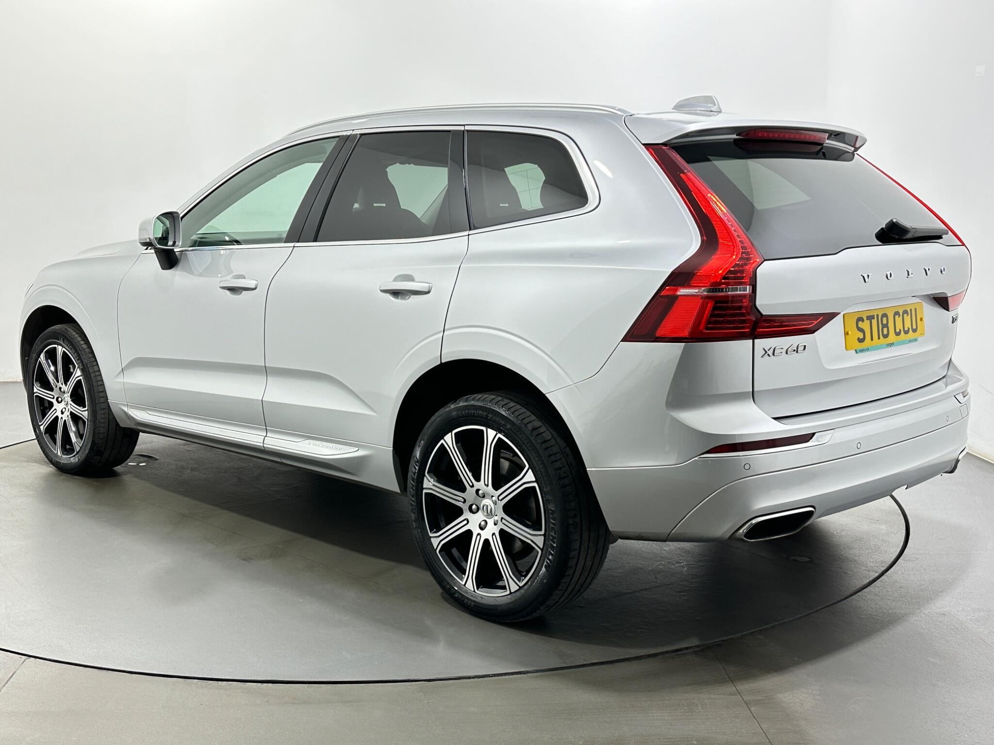 Volvo XC60 view 6