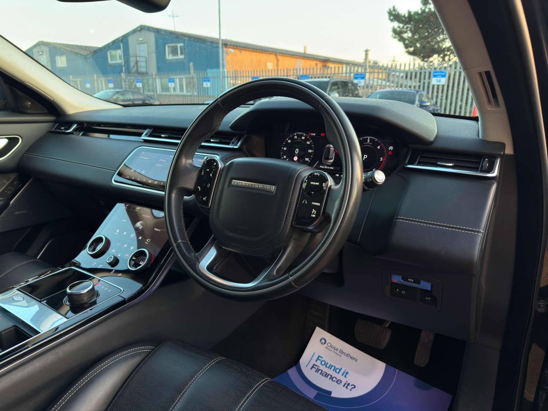 Land Rover Range Rover Velar view 13