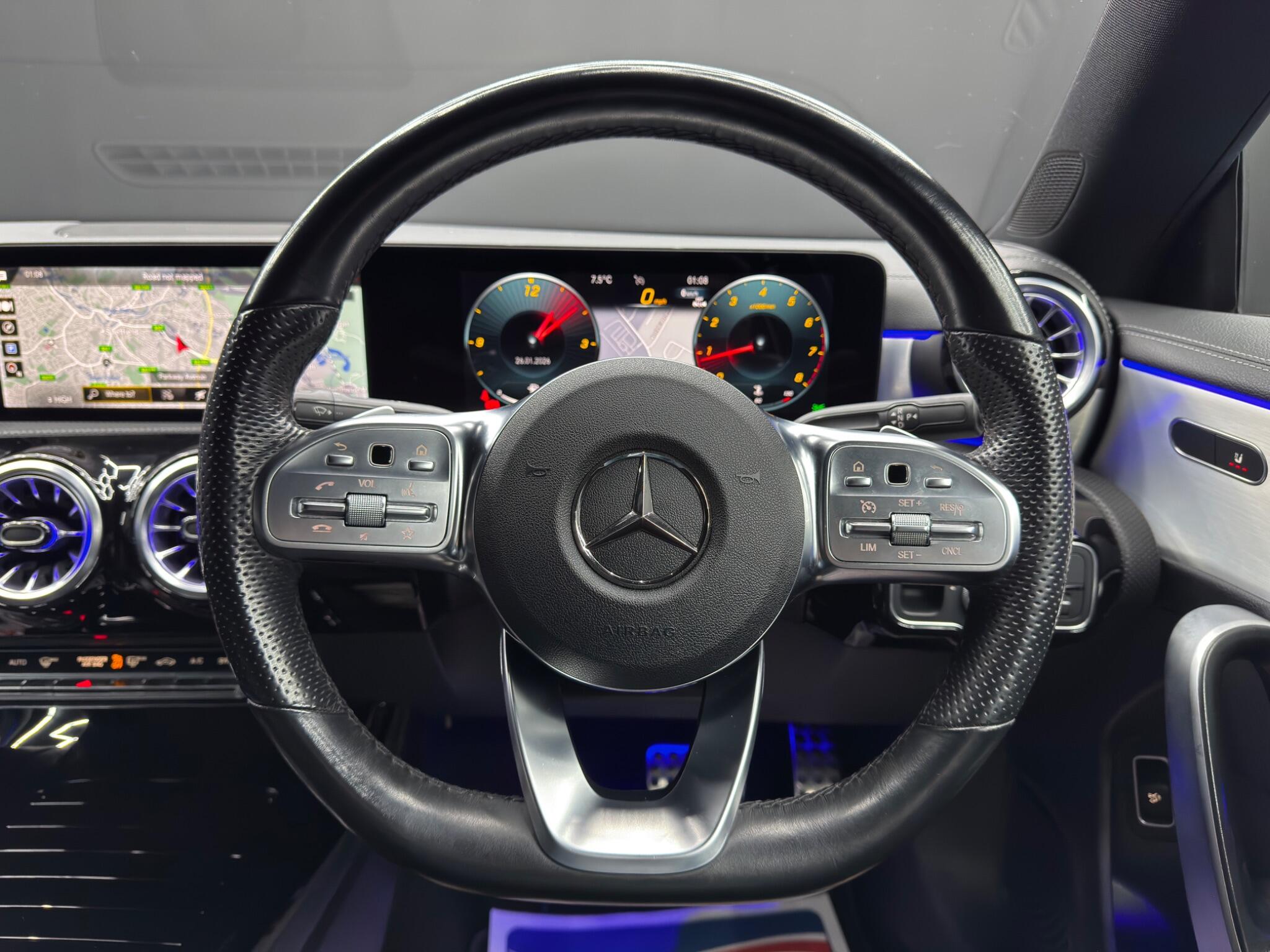Mercedes-Benz Cla view 19