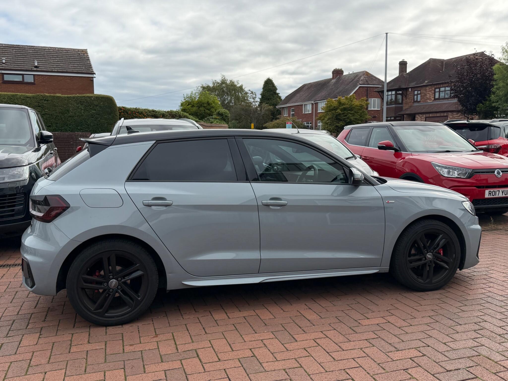 Audi A1 view 24