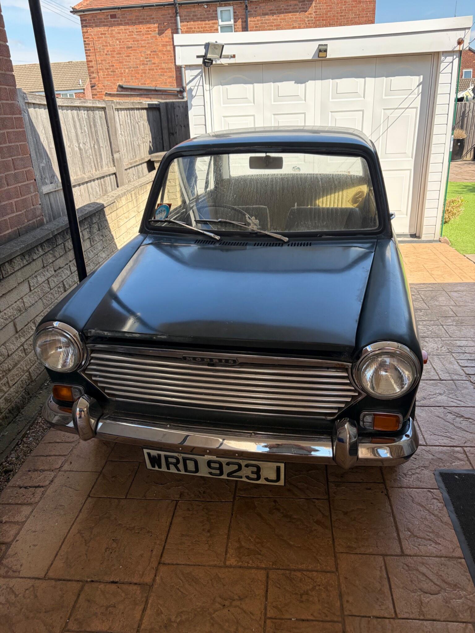 Morris 1100