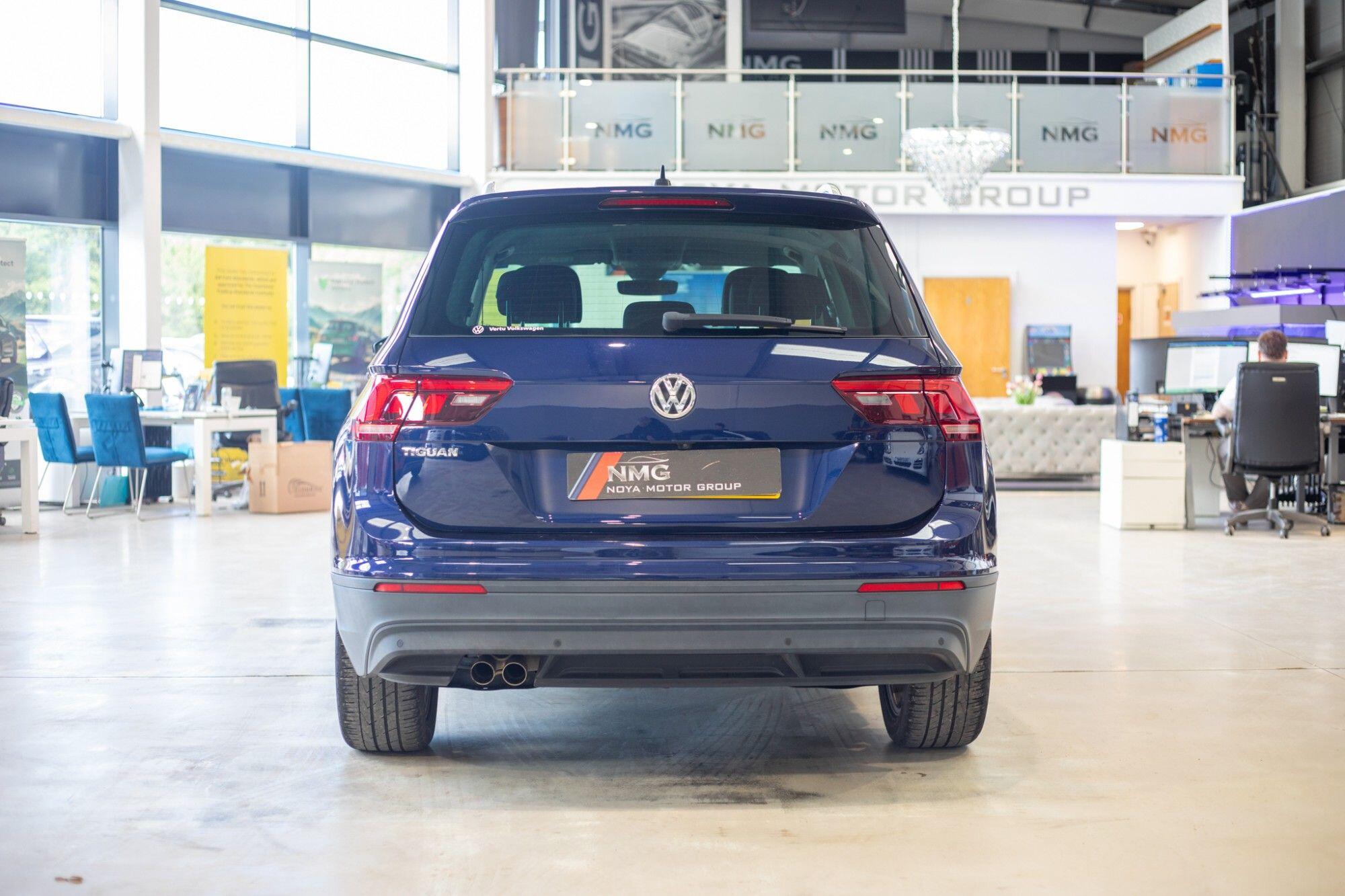 Volkswagen Tiguan view 29