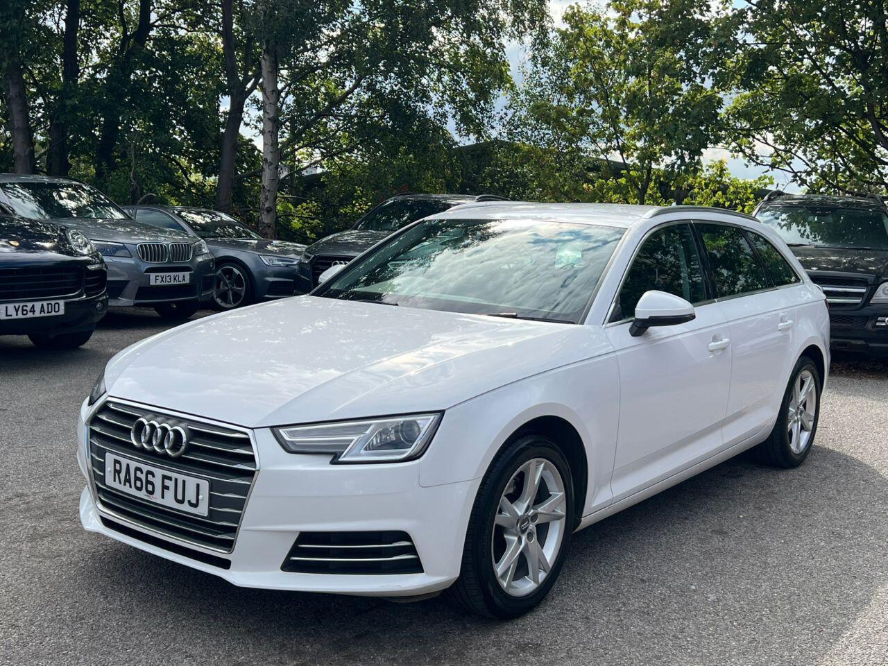 Audi A4 view 10