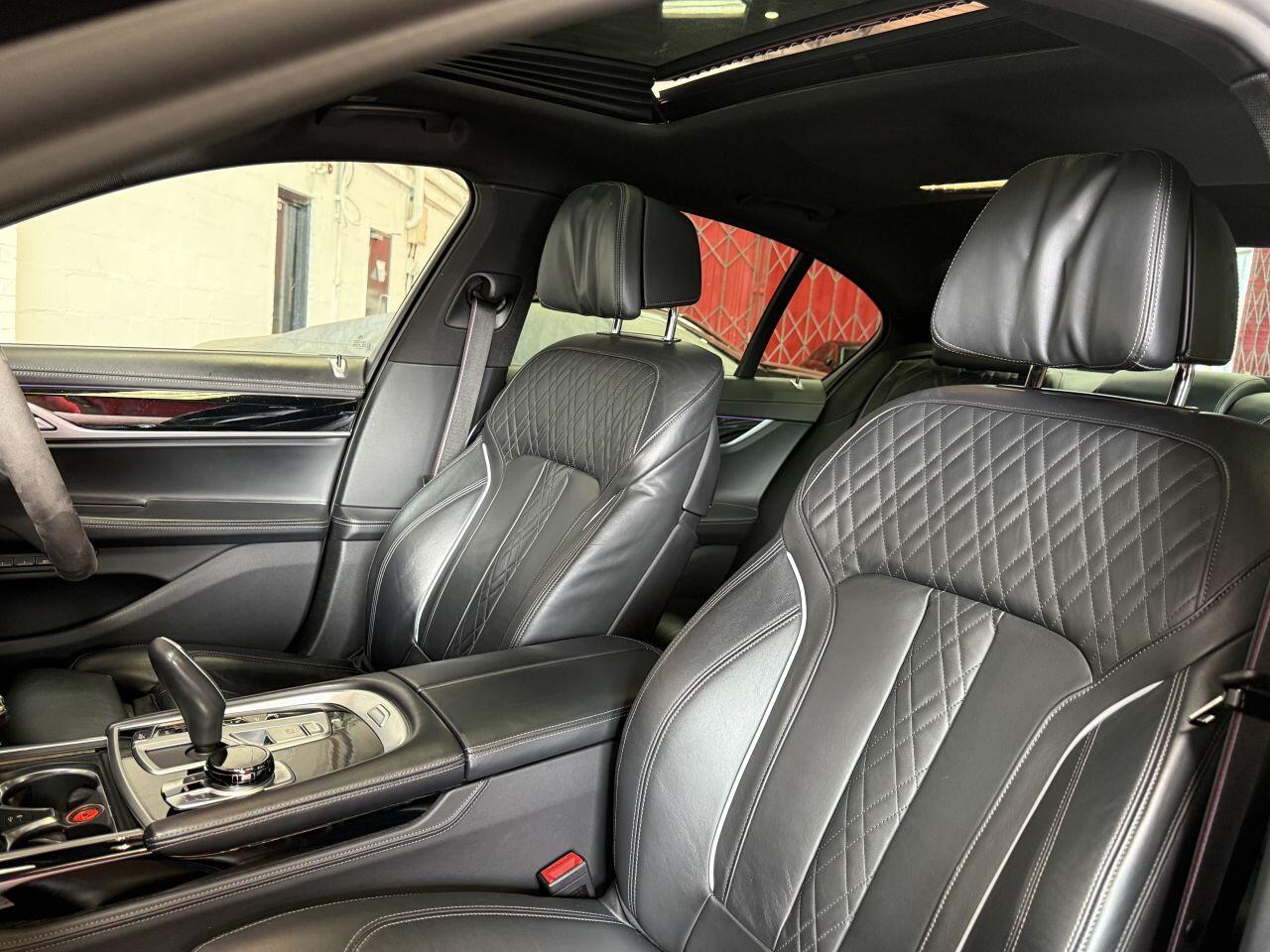 BMW 7 Series view 62