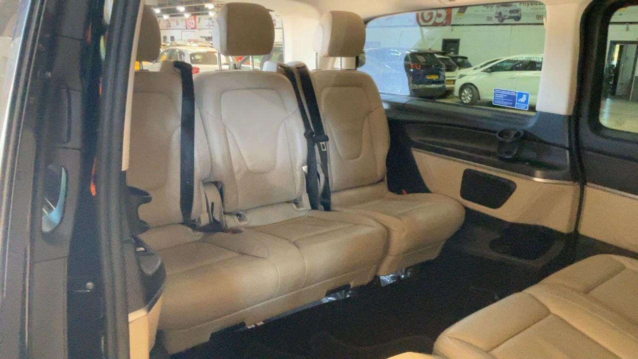 Mercedes-Benz V-Class view 13