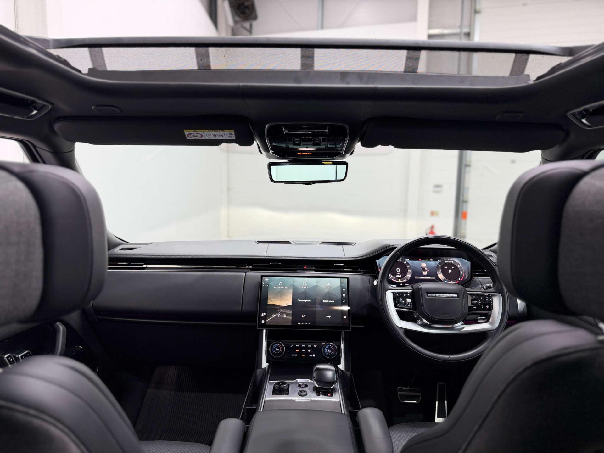 Land Rover Range Rover view 22