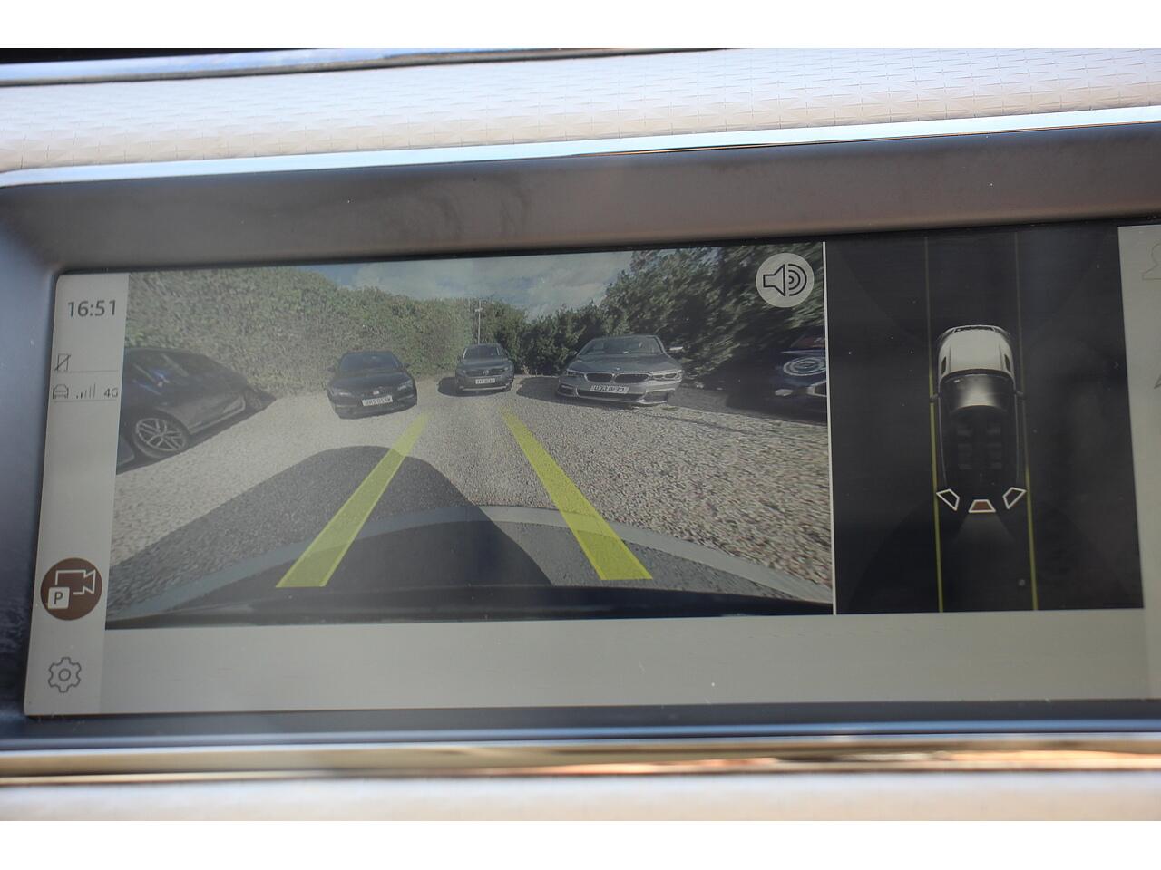 Land Rover Range Rover Evoque view 24