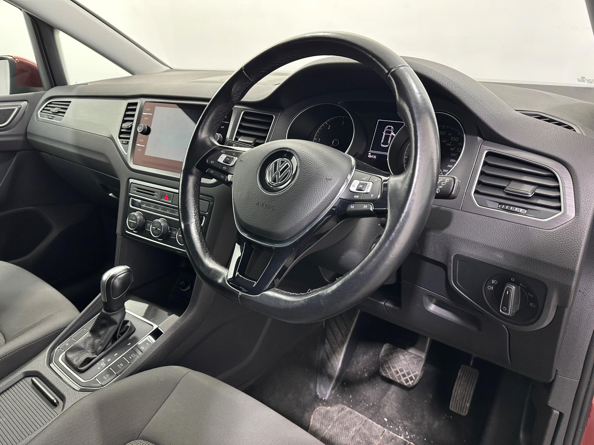Volkswagen Golf Sportsvan view 11