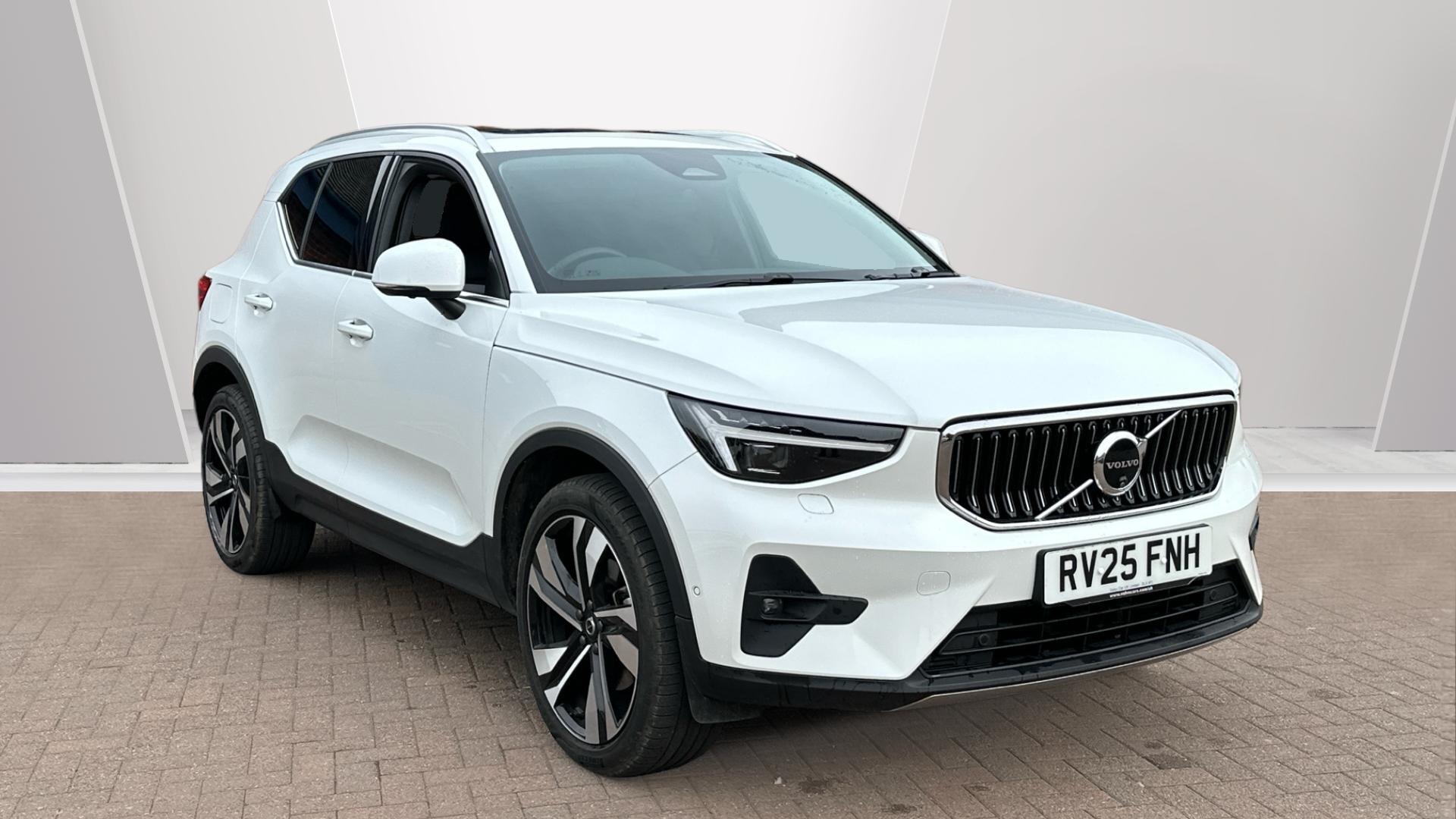 2025 Volvo XC40 2.0 B3 Ultra (Bright