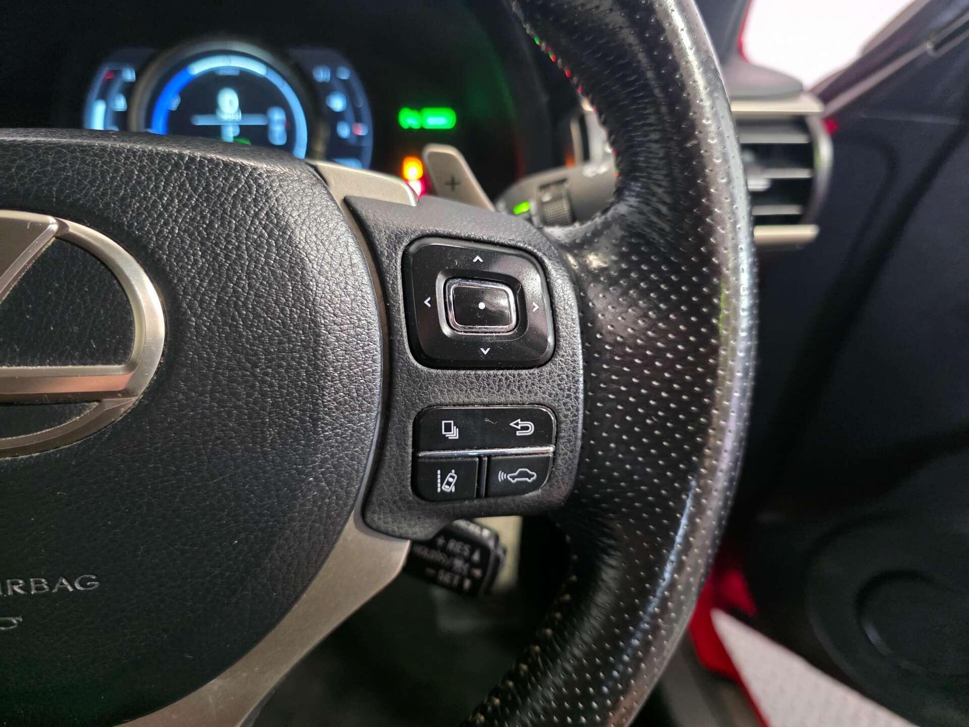 Lexus Is view 18