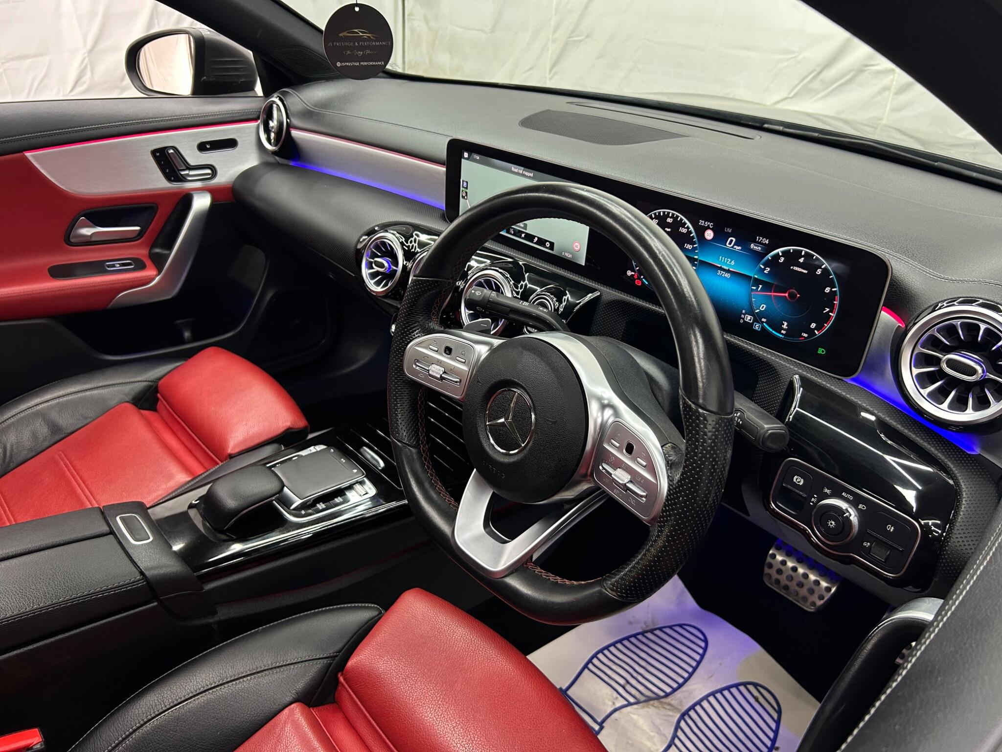 Mercedes-Benz Cla view 11
