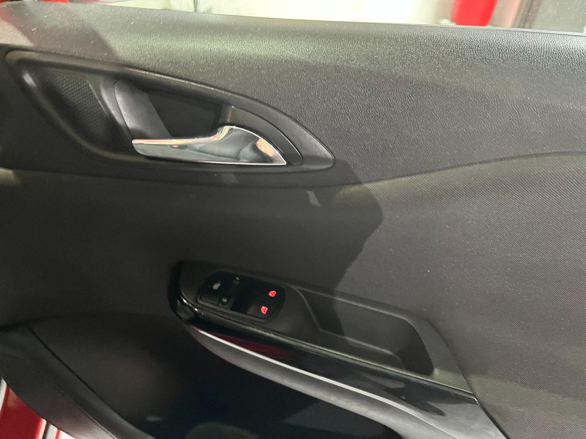 Vauxhall Corsa view 15