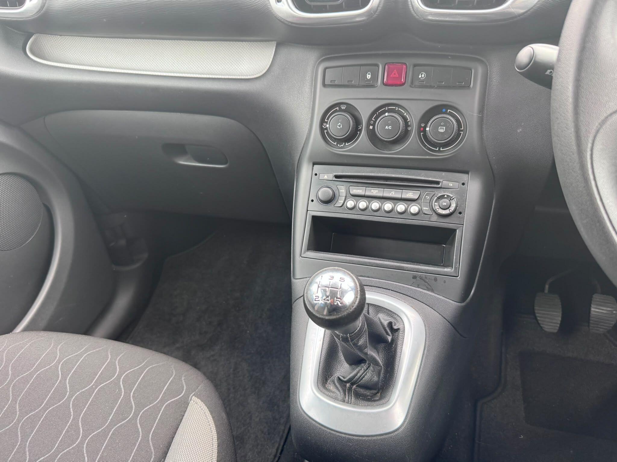 Citroen C3 Picasso view 11