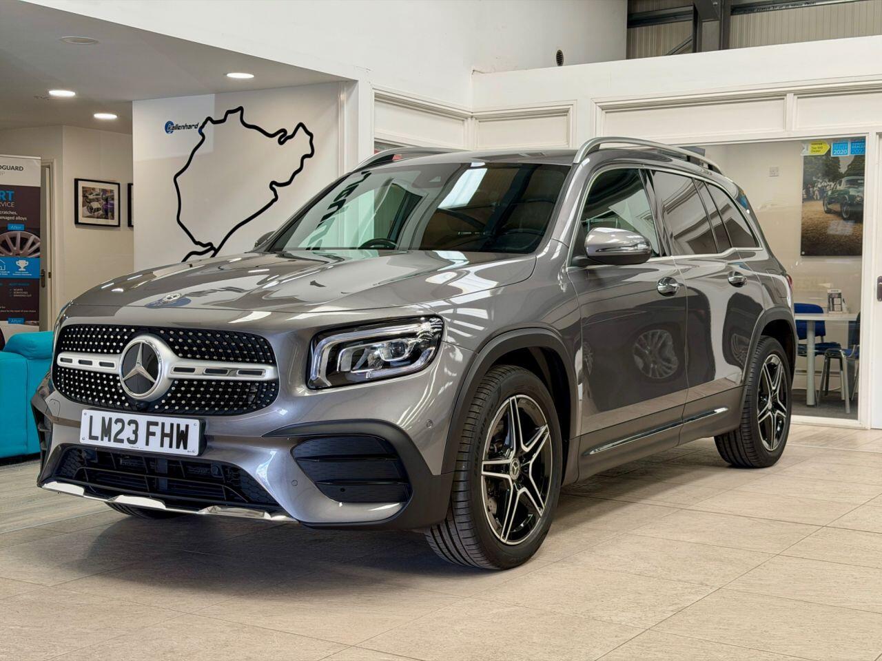 Mercedes-Benz GLB view 5