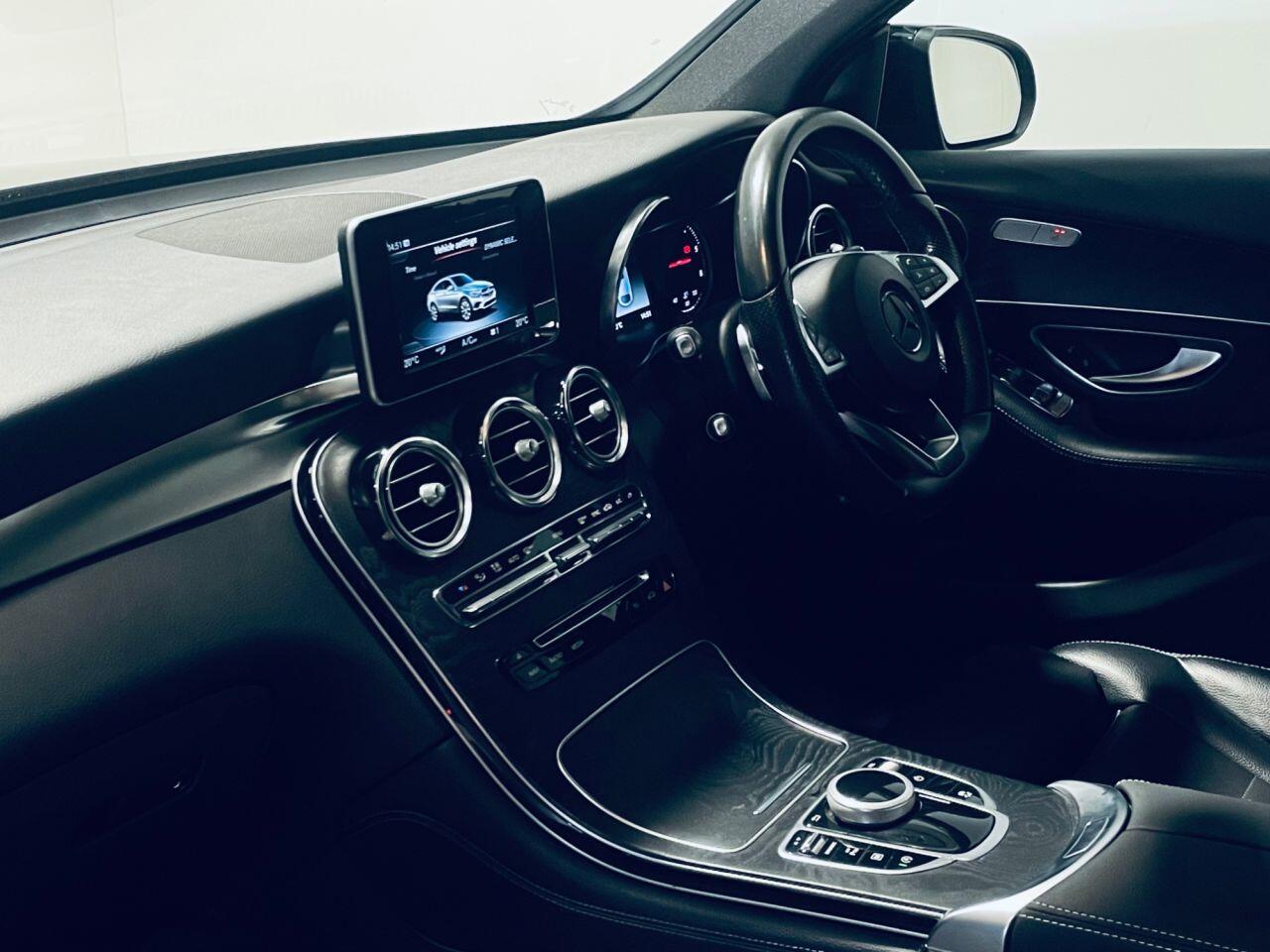 Mercedes-Benz GLC view 4