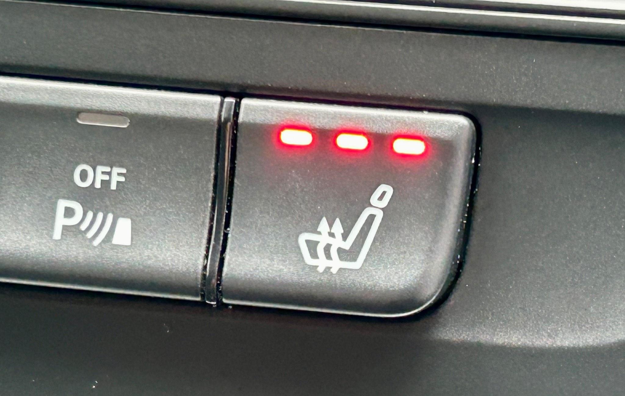 Mercedes-Benz Cla view 33