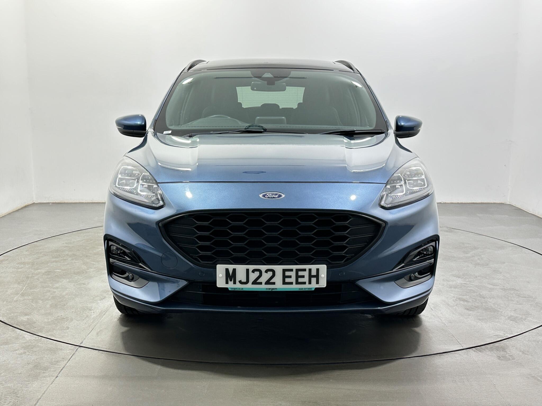 Ford Kuga view 3