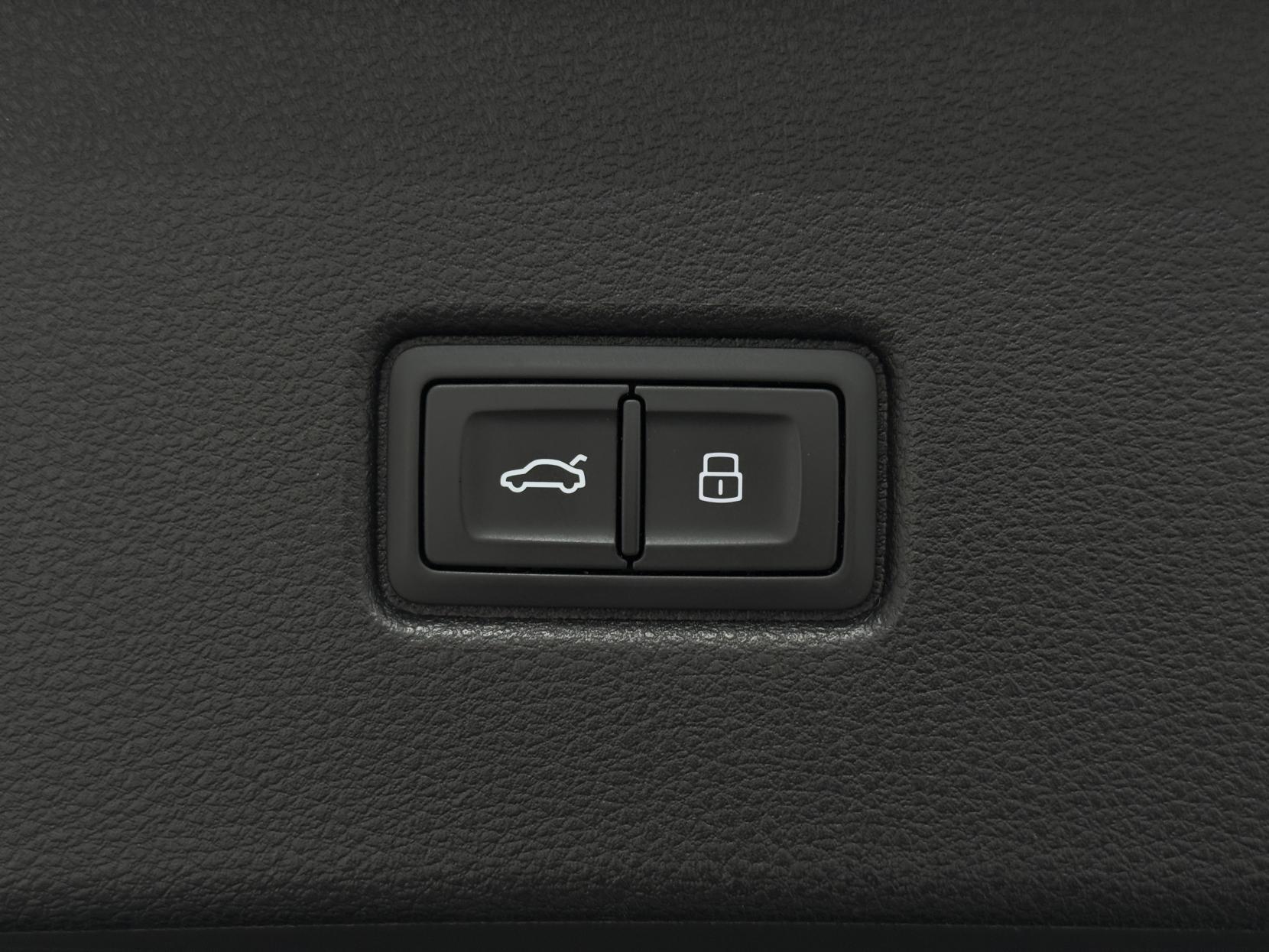 Audi Q5 view 56