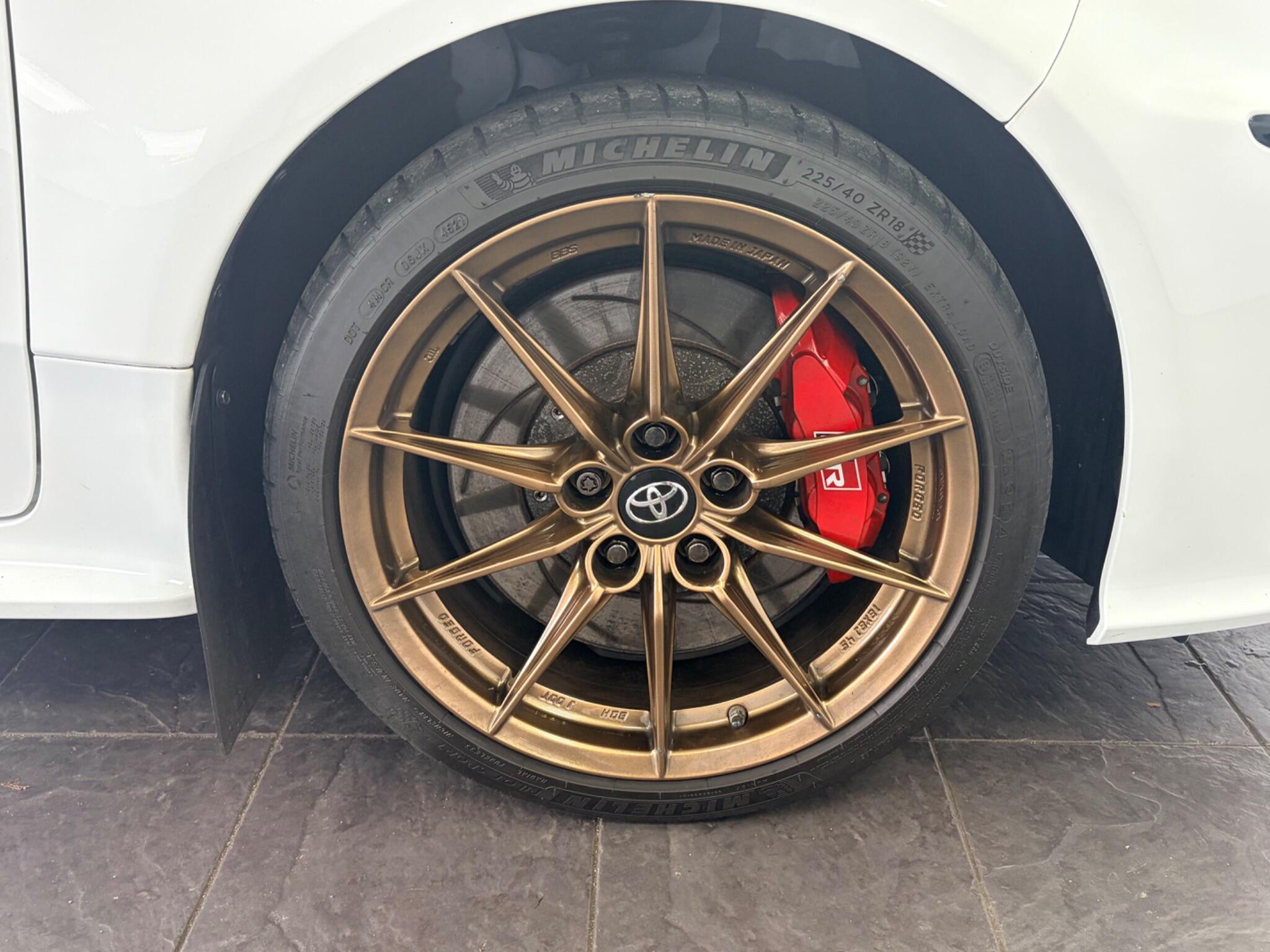 Toyota Yaris view 25