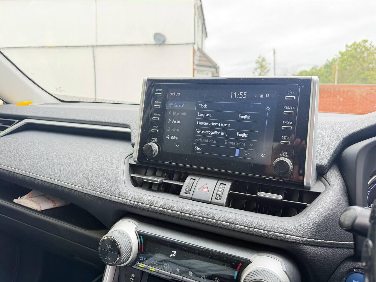Toyota RAV4 view 23