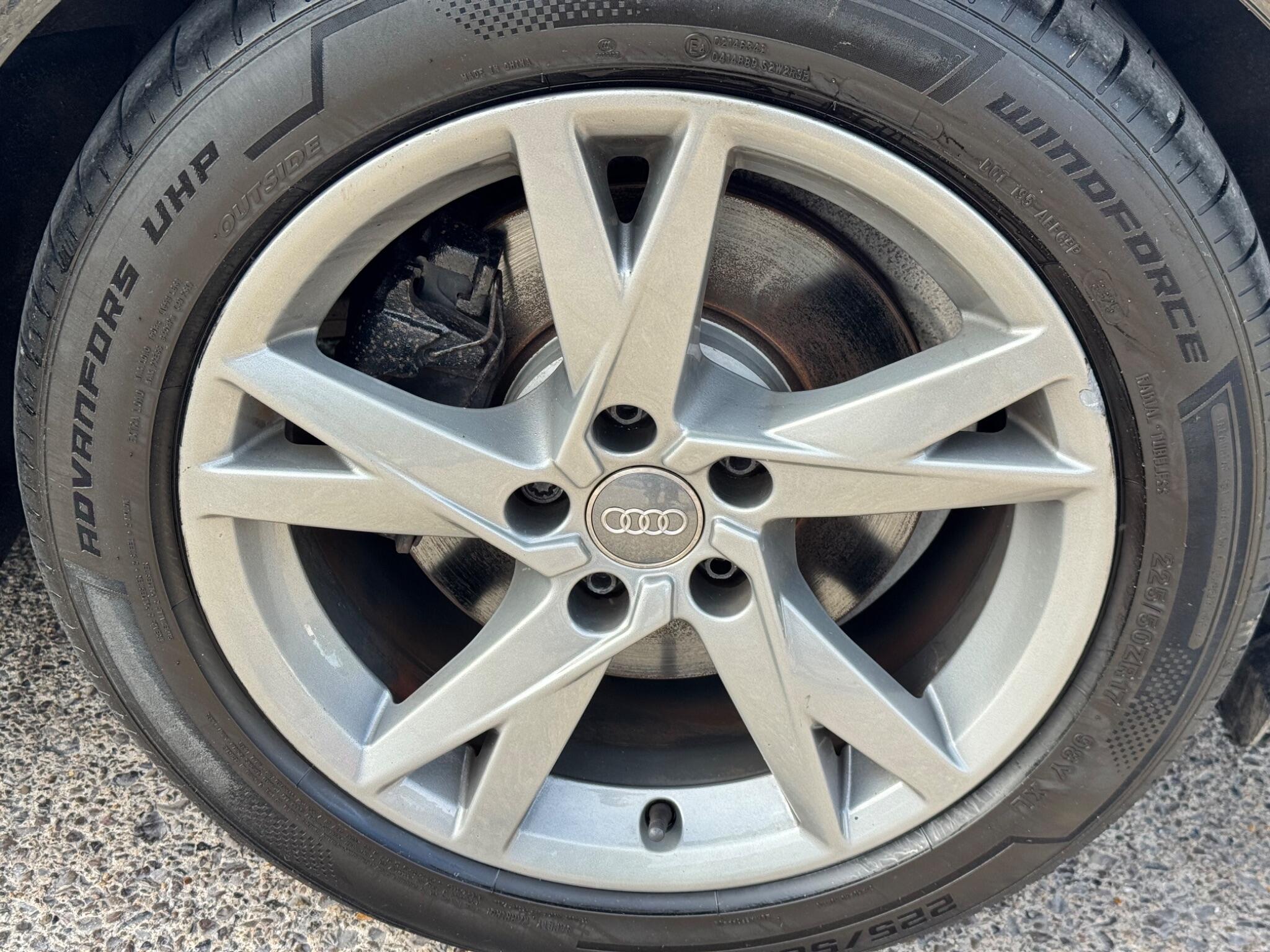 Audi A4 view 40