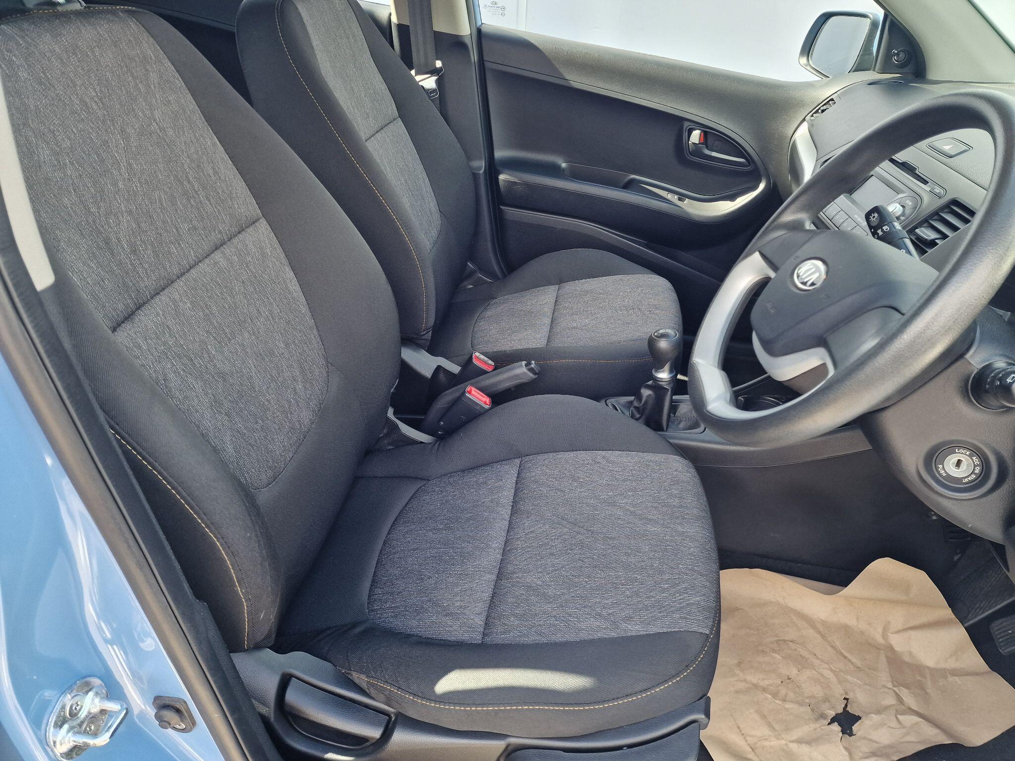 Kia Picanto view 8
