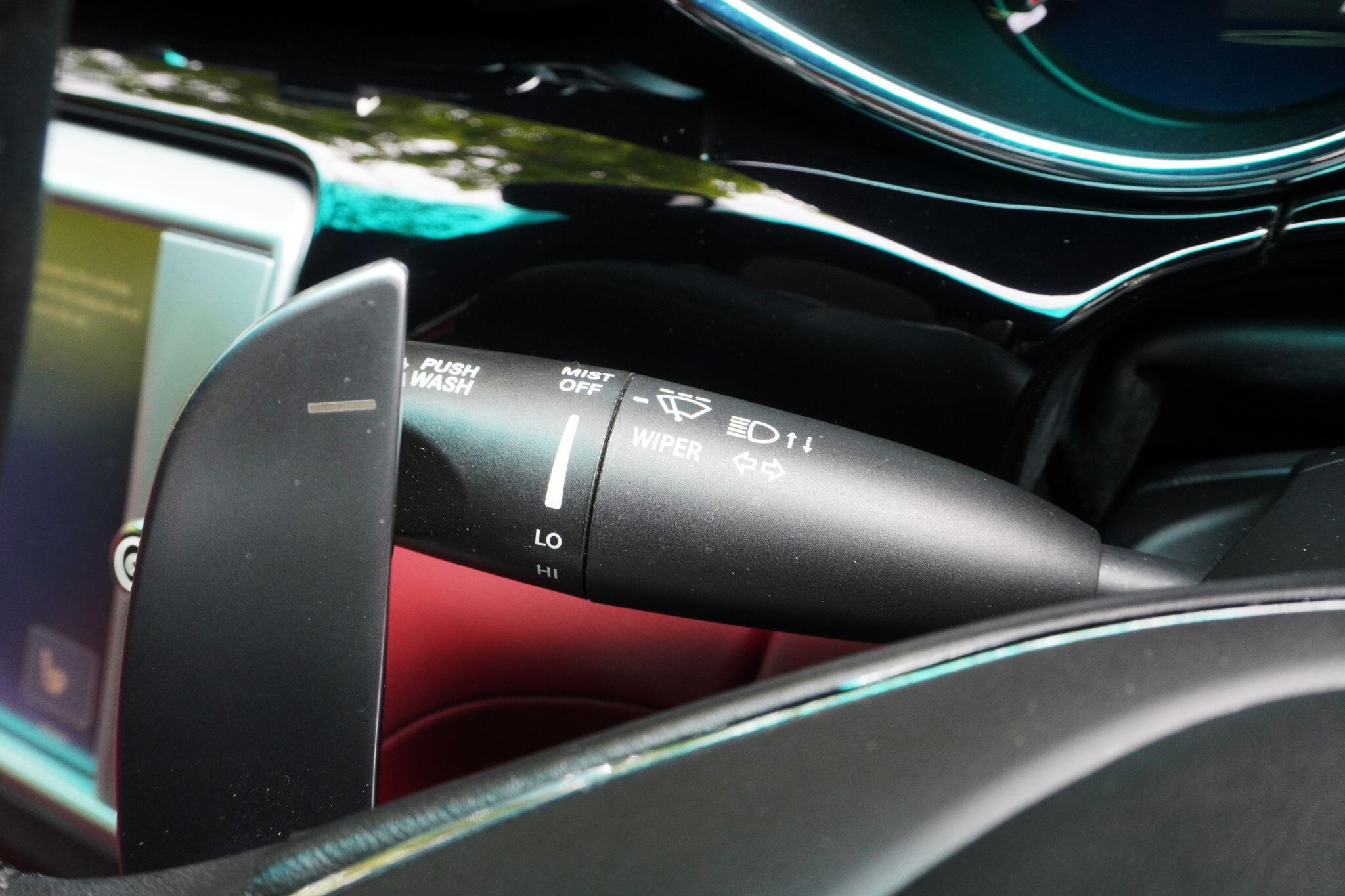 Maserati Quattroporte view 41