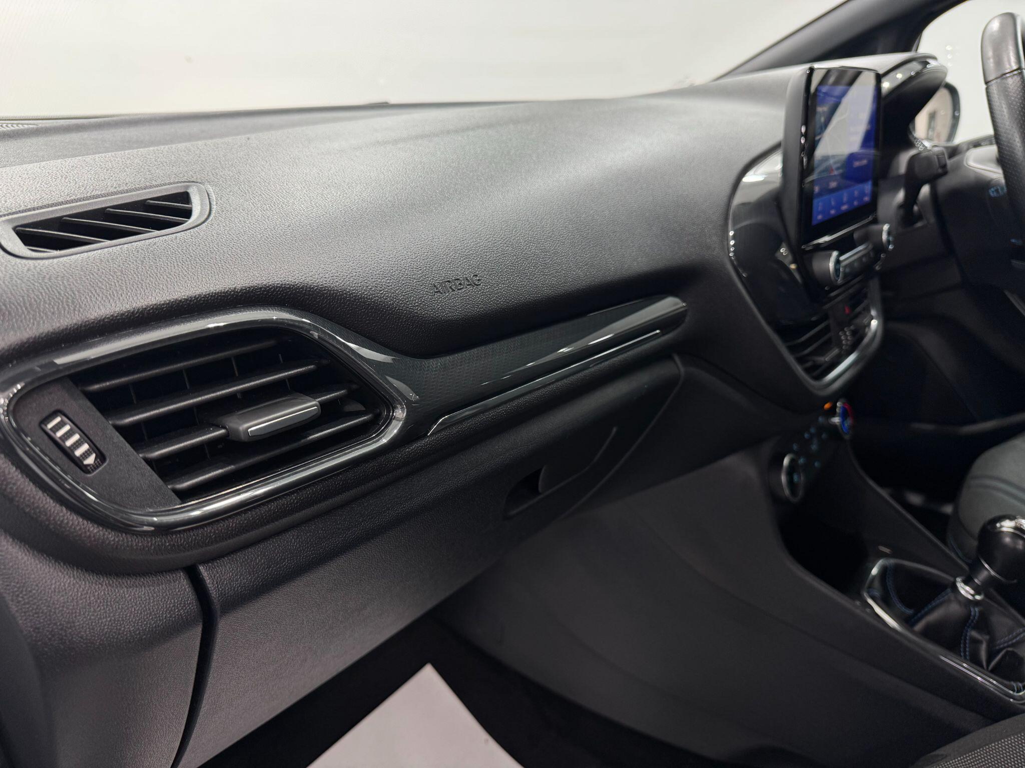 Ford Fiesta view 51