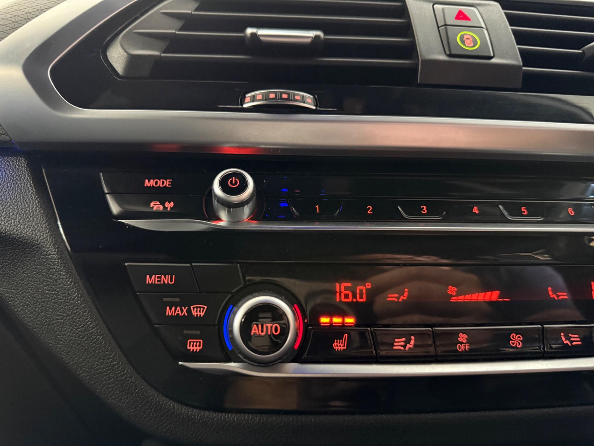 BMW X4 view 14