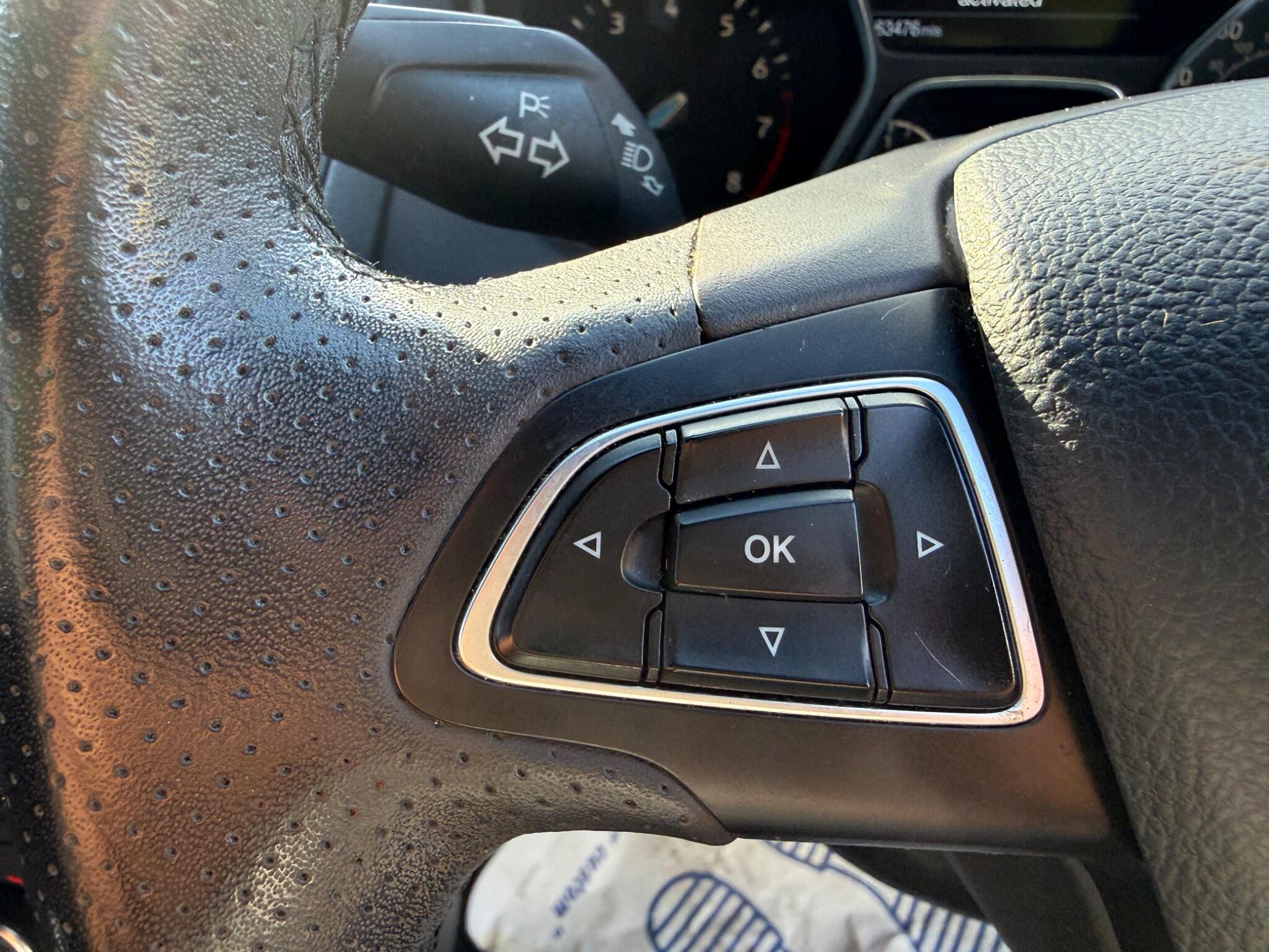 2018 Ford Focus image 24