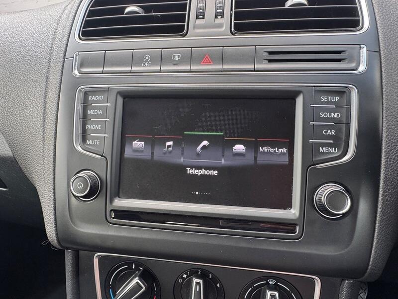 Volkswagen Polo view 23