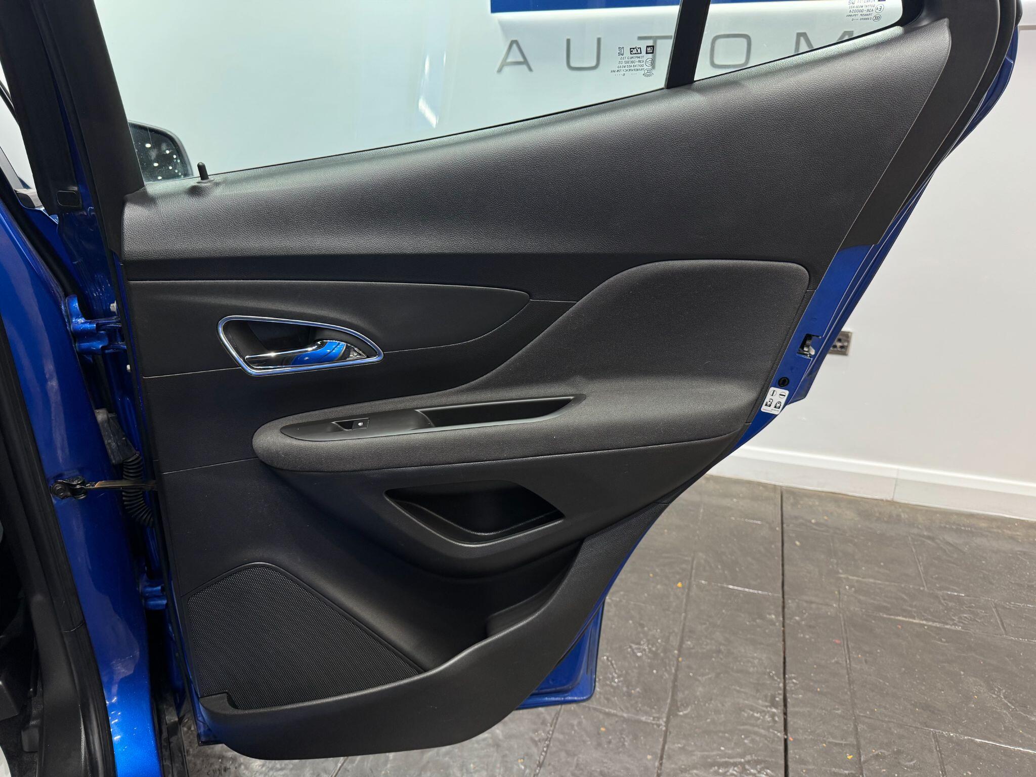 Vauxhall Mokka view 37