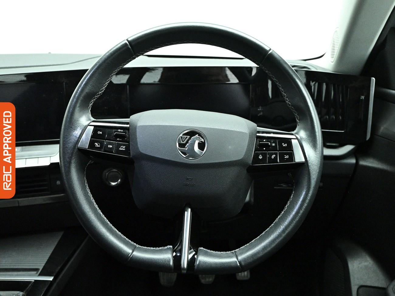 Vauxhall Astra view 9