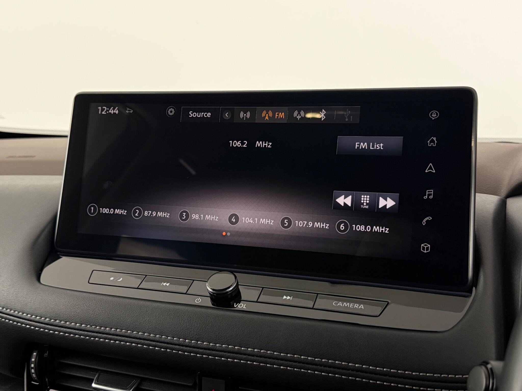 Nissan X-Trail view 20