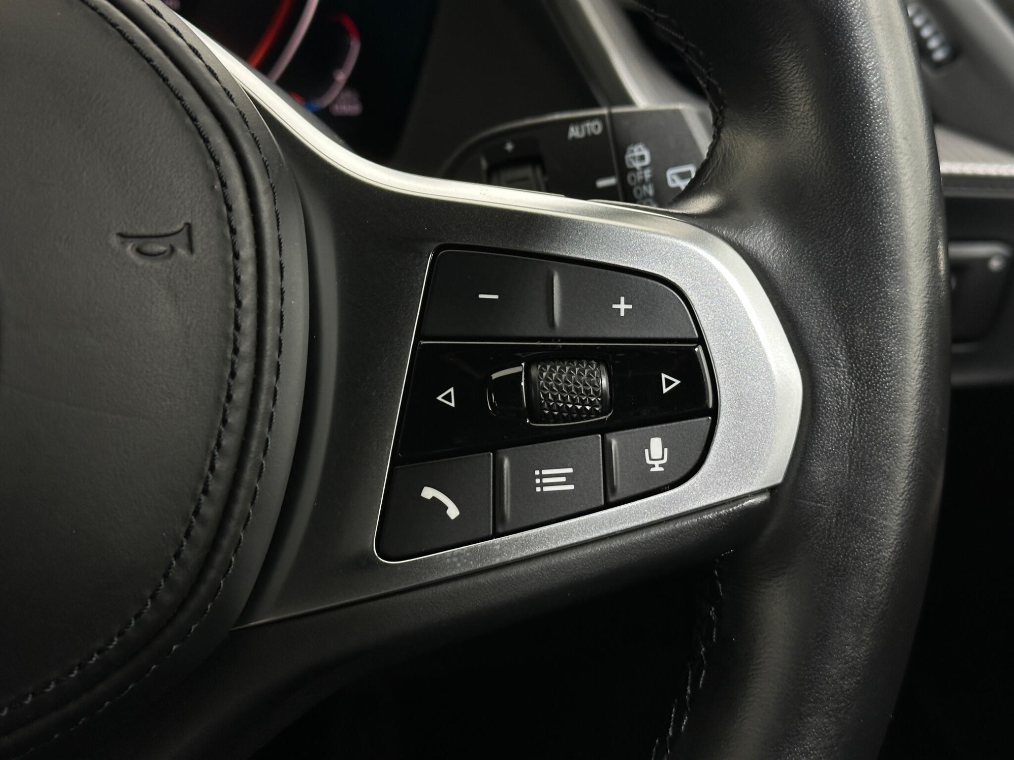 BMW 1 Series view 15