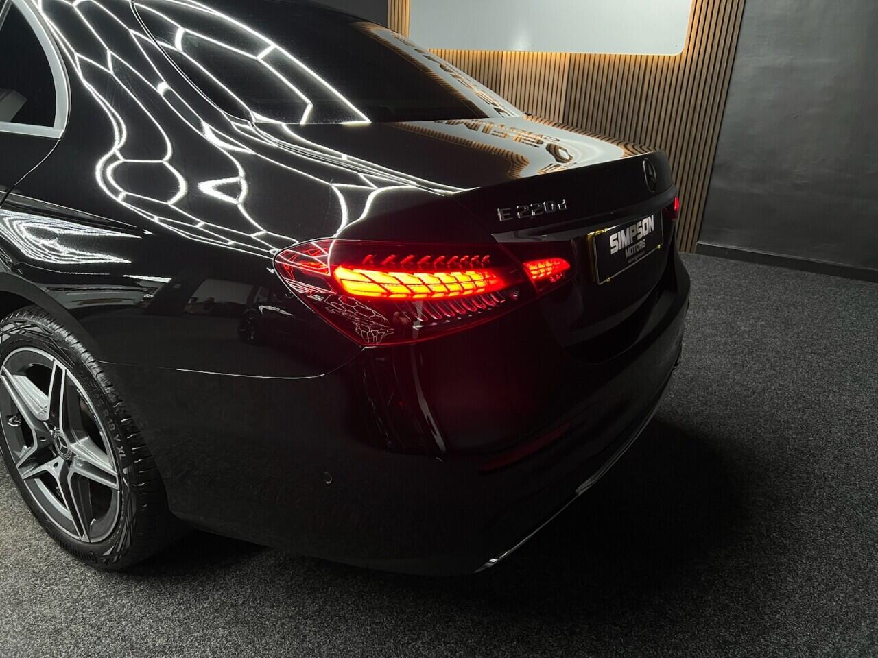 Mercedes-Benz E-Class view 8